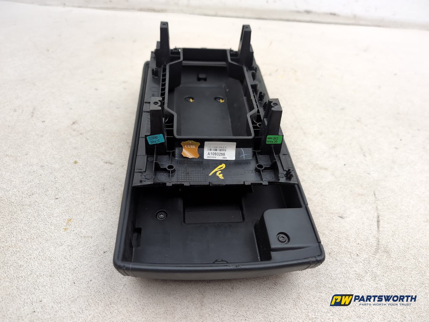 Centre Console Armrest 5