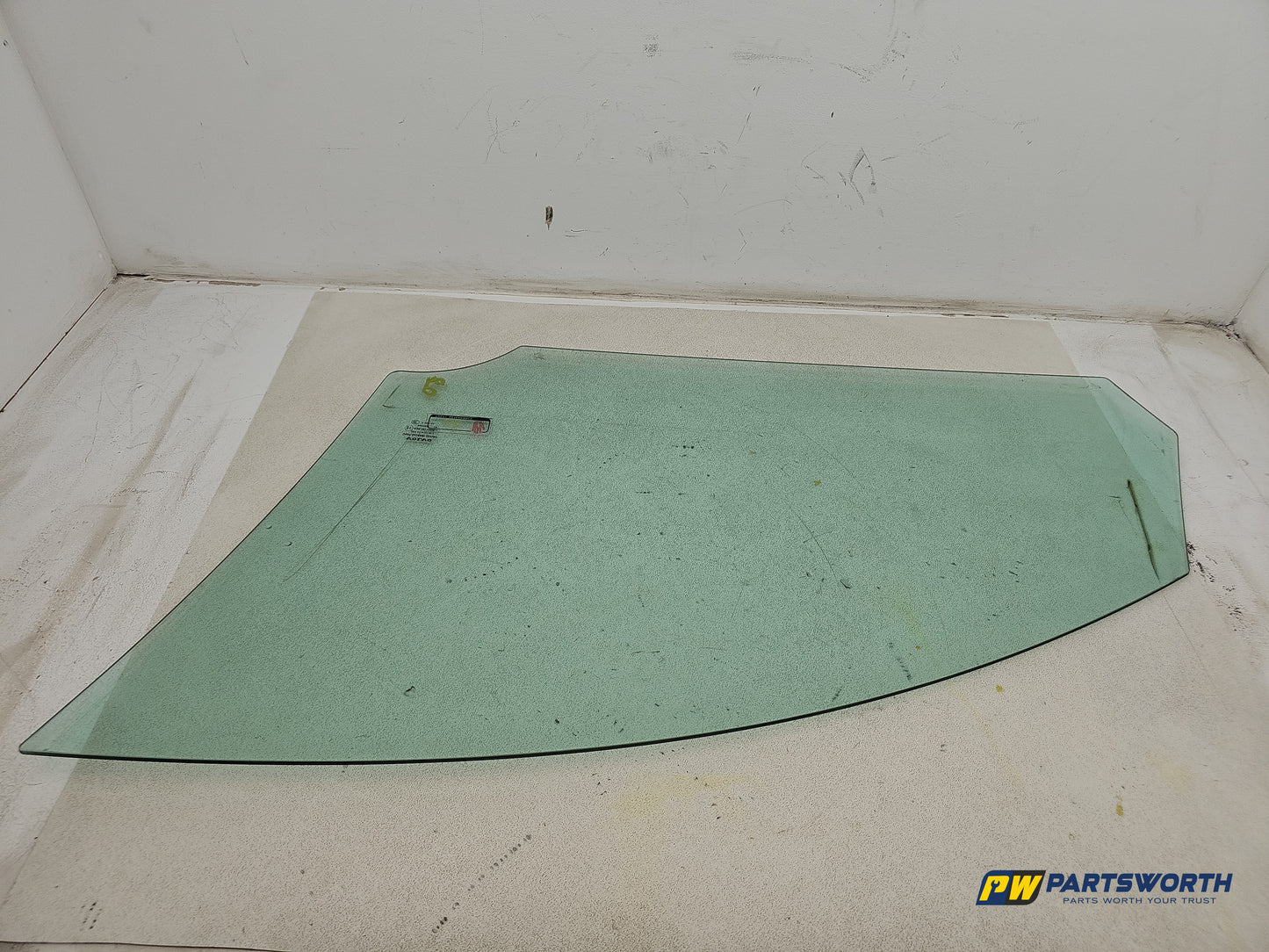 Door Glass Front RH 5