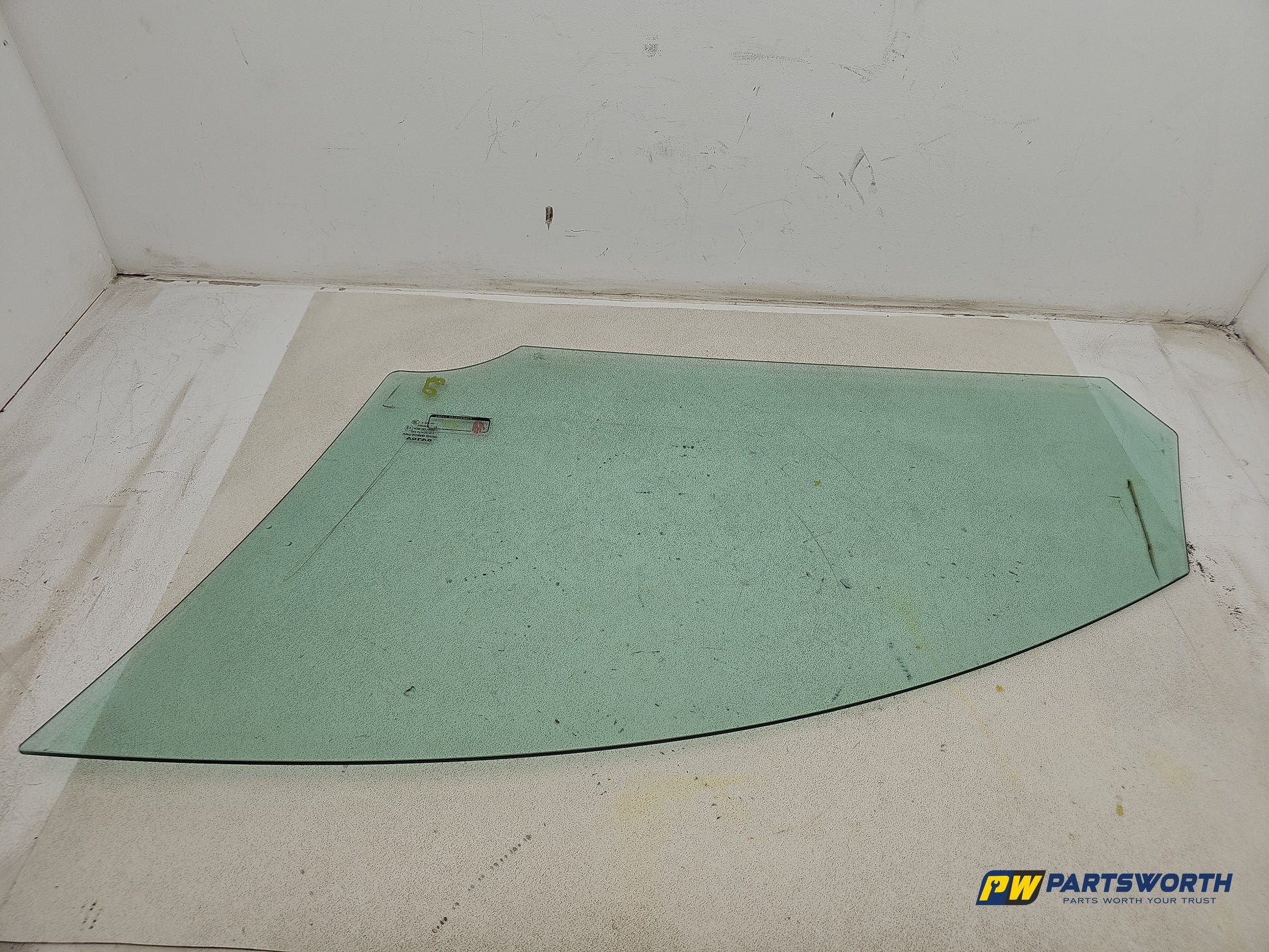 Door Glass Front RH 5