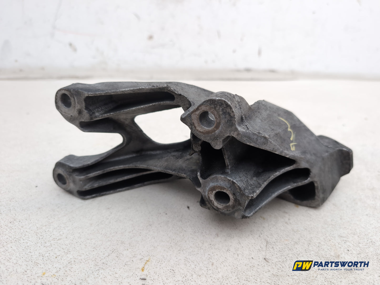 Engine Mounting Bracket 5