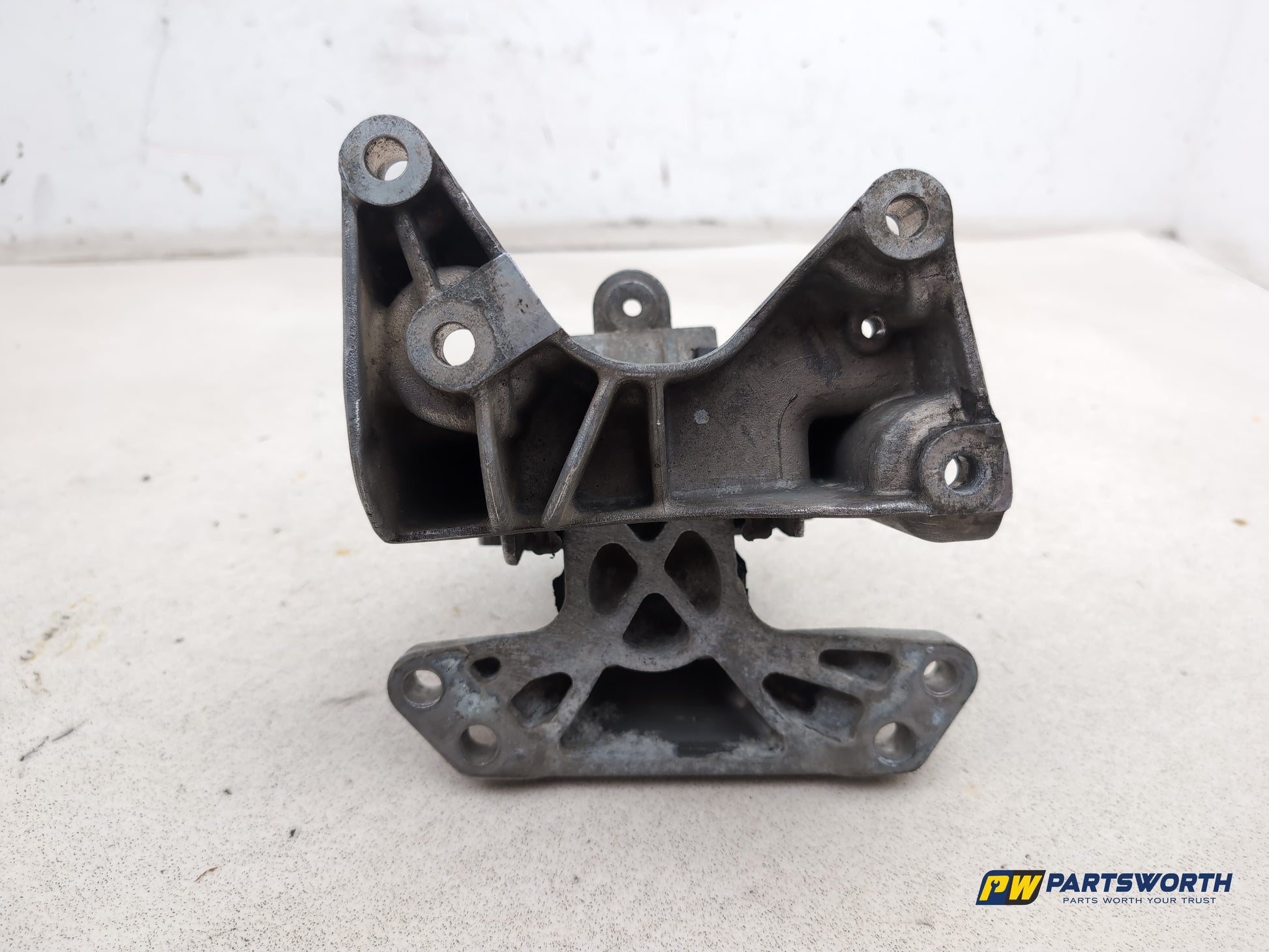 Engine Mounting Bracket 5