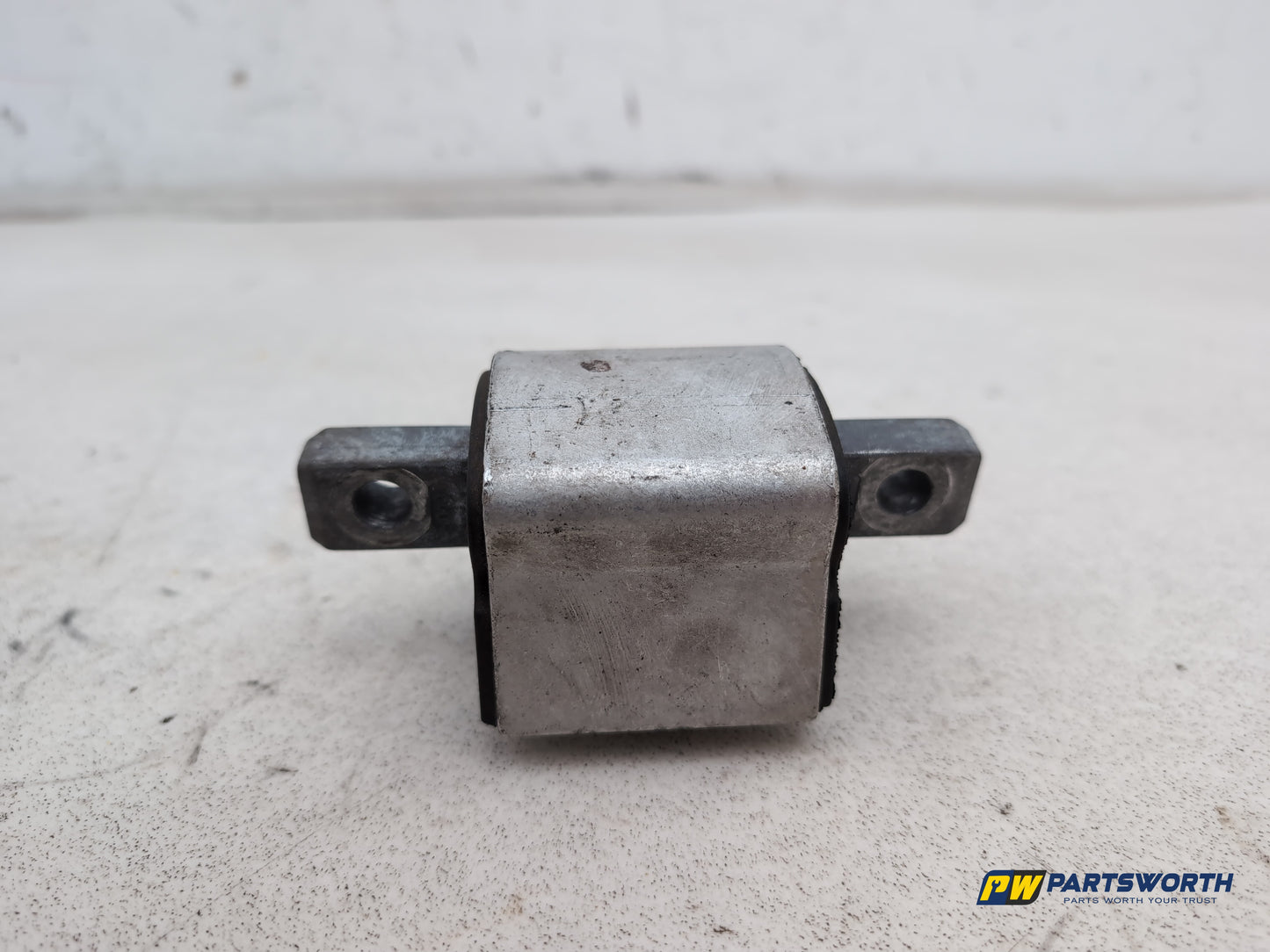 Transmission Mounting Bracket 5