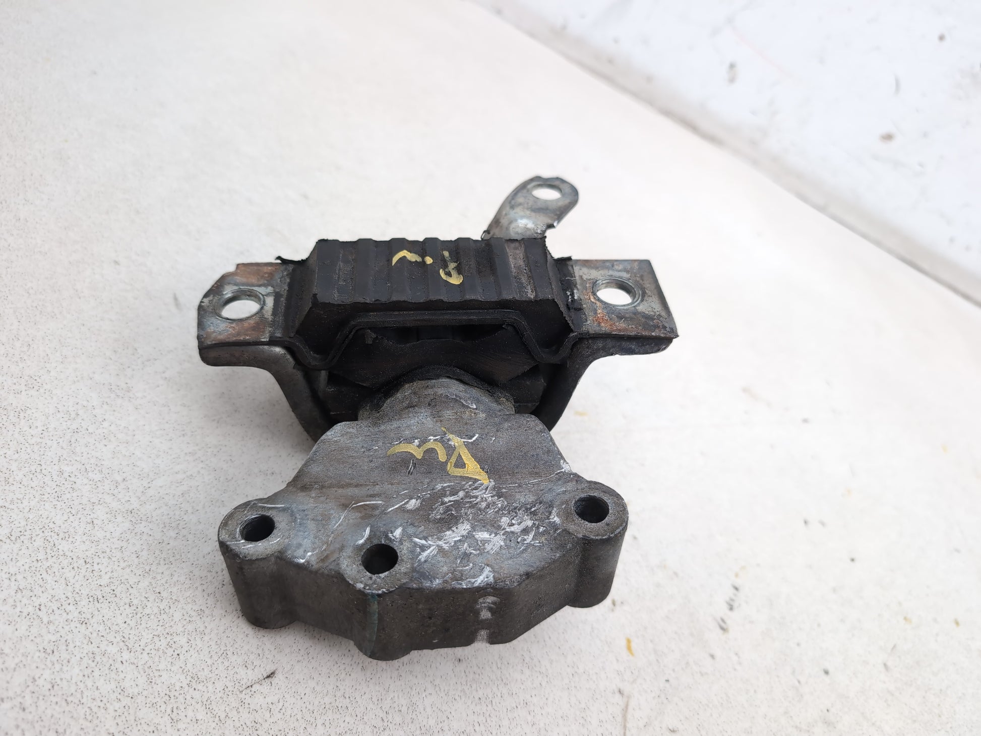 Engine Mounting Bracket 5