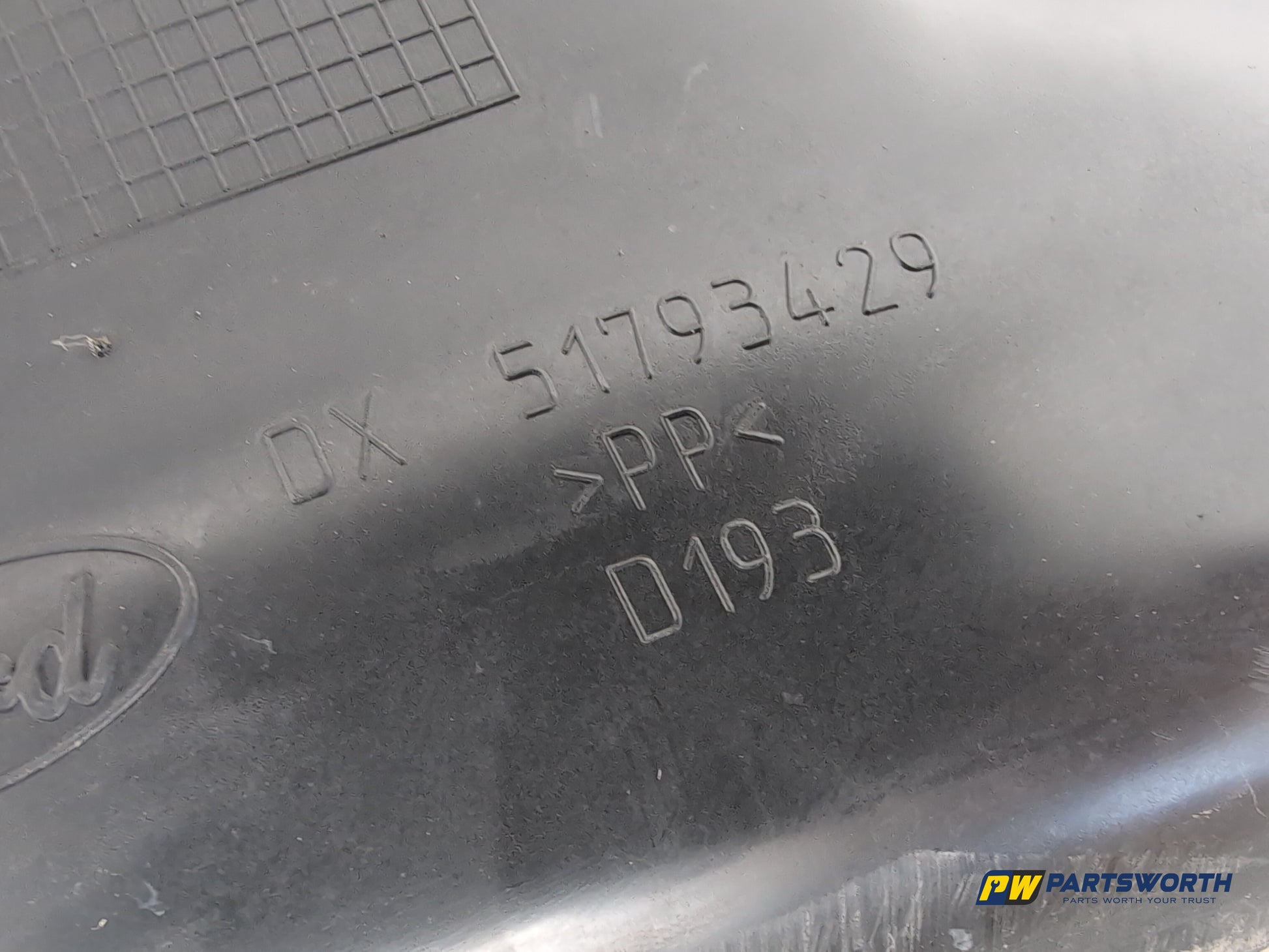 Moulding Wheel Arch Rear RH 5