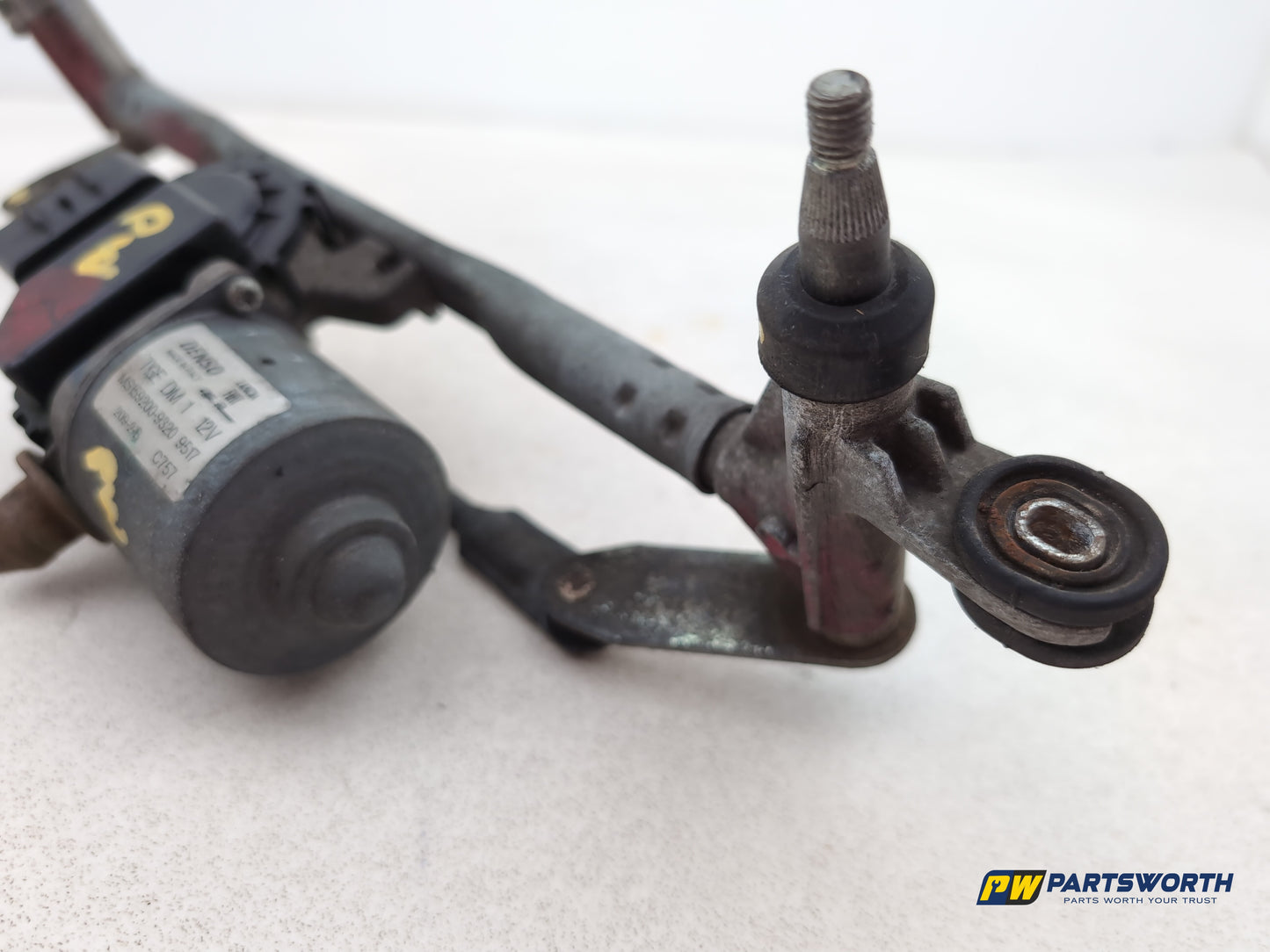 Front Wiper Motor & Mechanism / Linkage 5