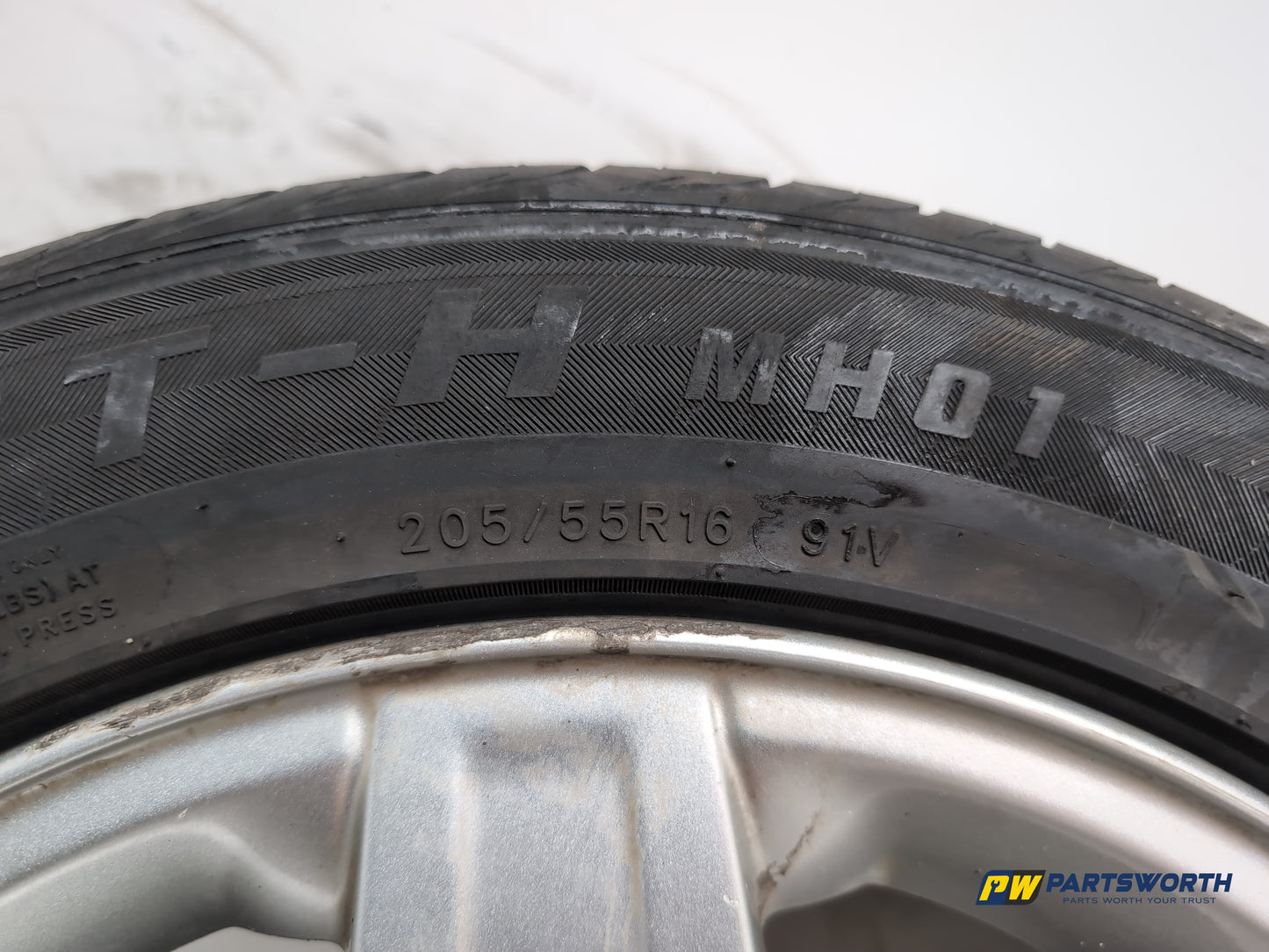 Wheel Road Alloy 5