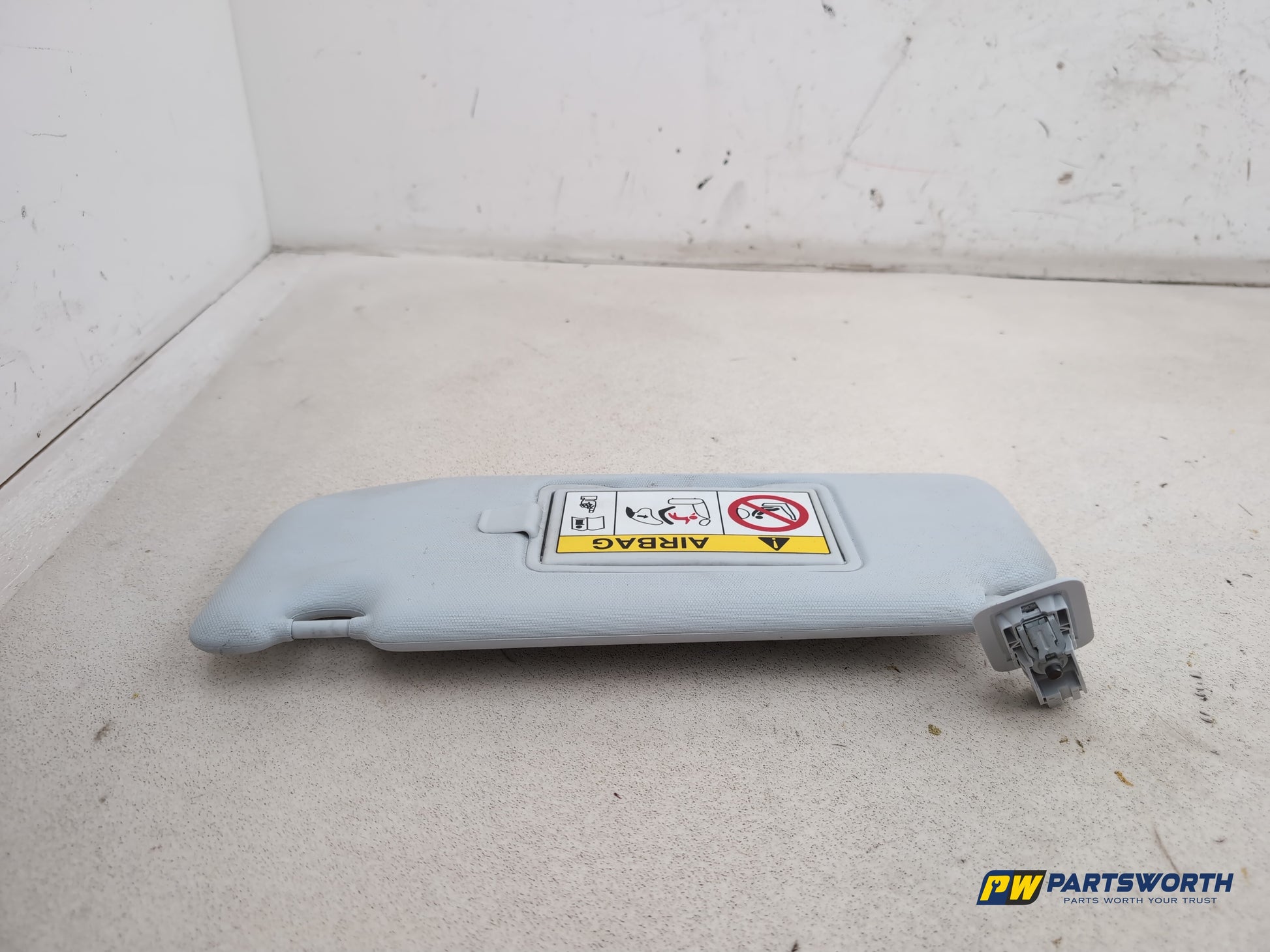 Sun Visor LH 5