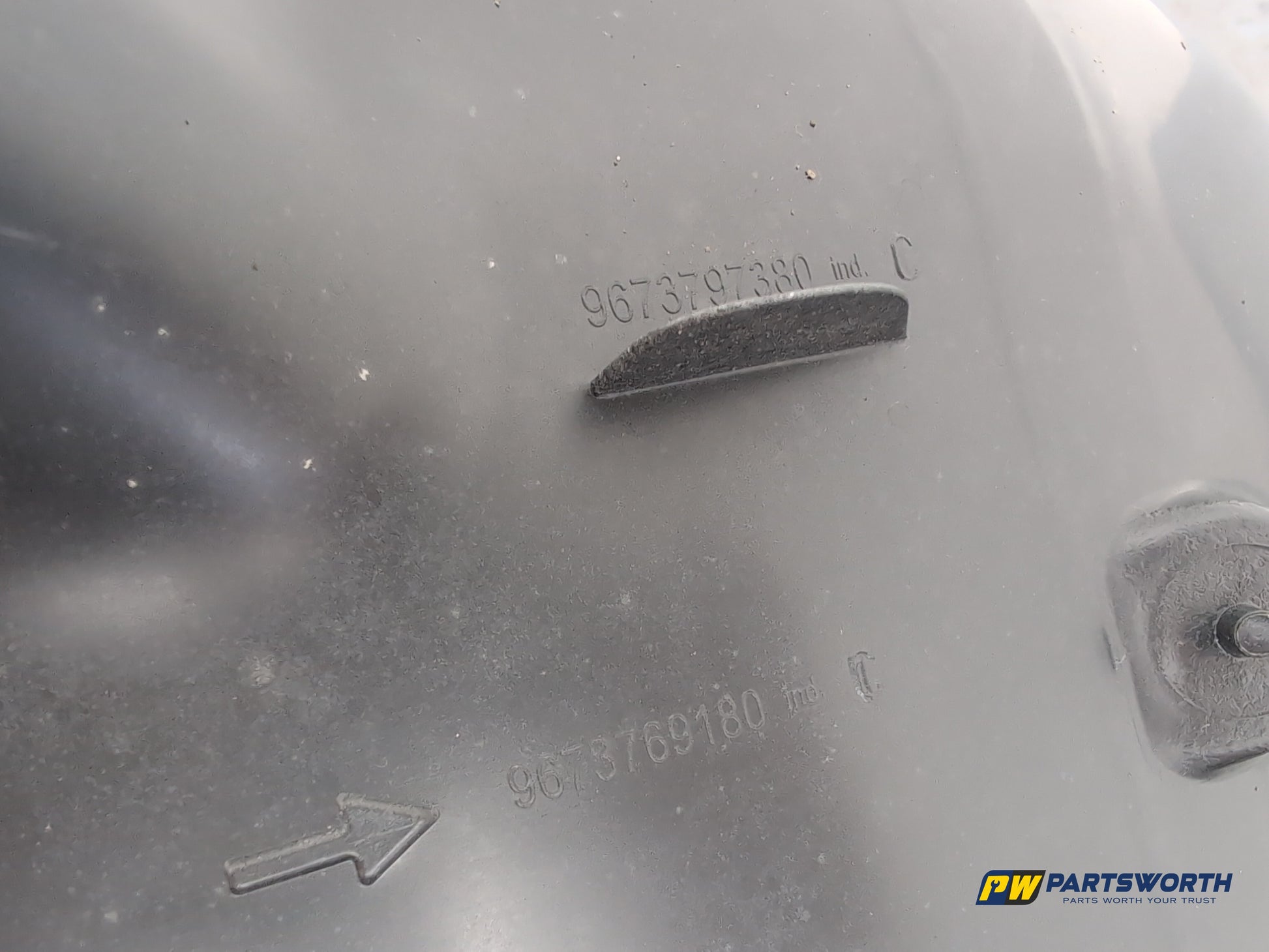 Moulding Wheel Arch Rear RH 4