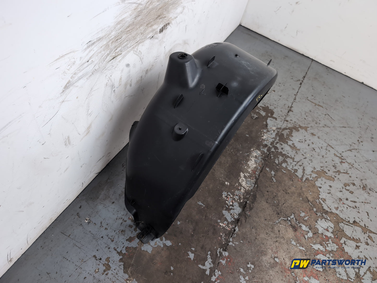 Moulding Wheel Arch Rear LH 5