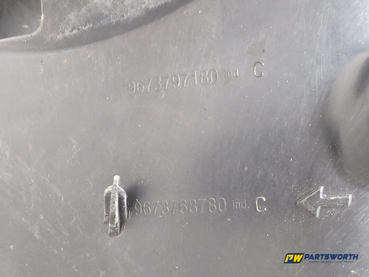 Moulding Wheel Arch Front RH 5