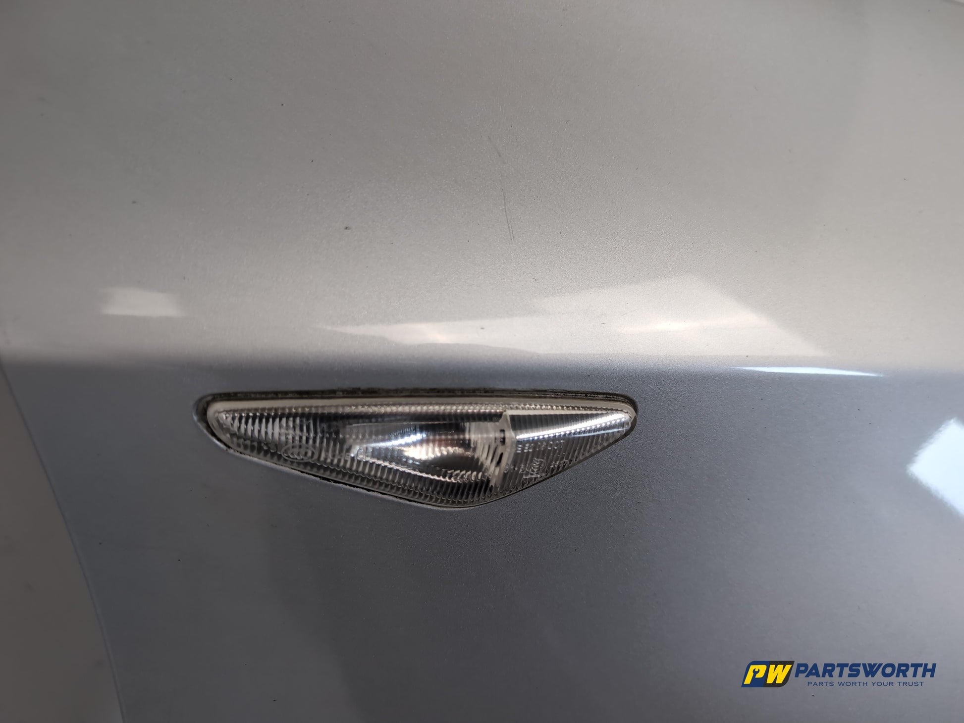 Wing Front RH 5