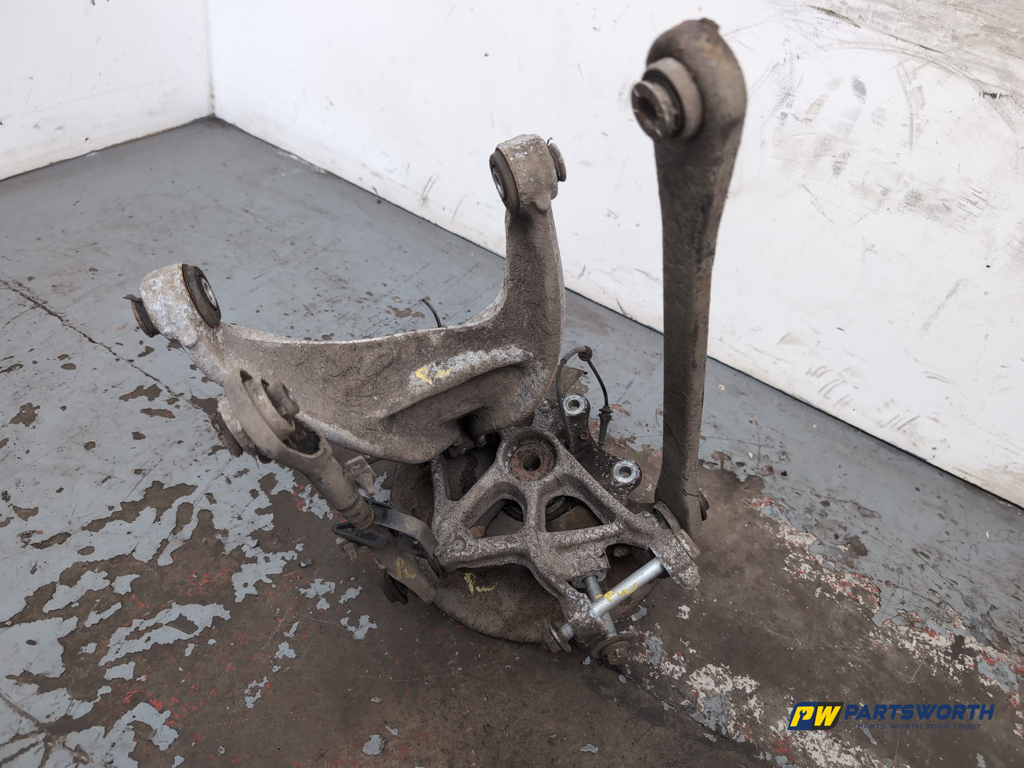 Wheel Hub Rear RH 5