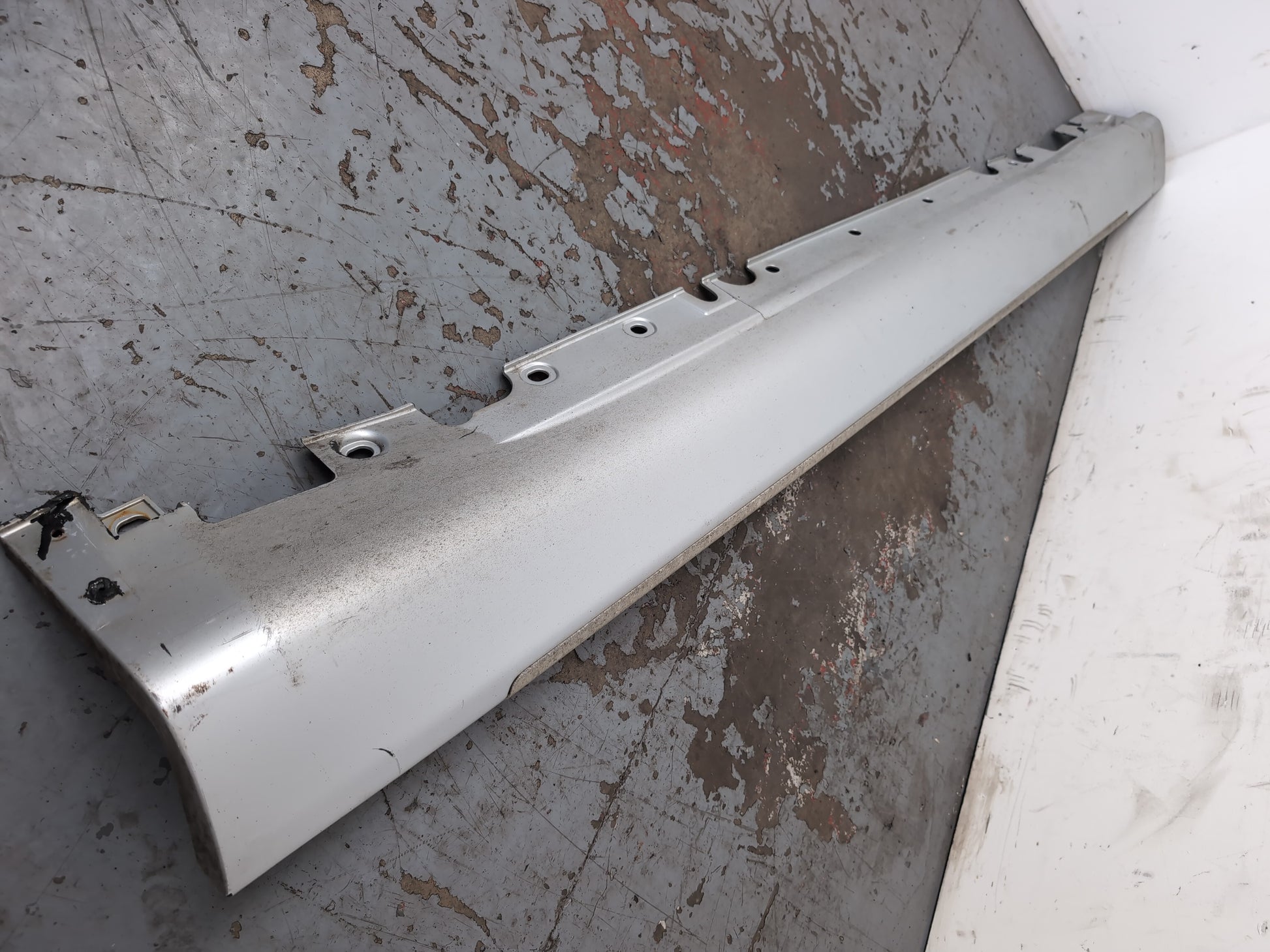 Side Skirt LH 7