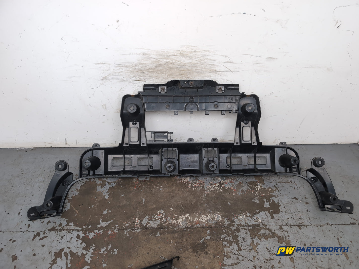 Bumper Rear Bracket LH 5