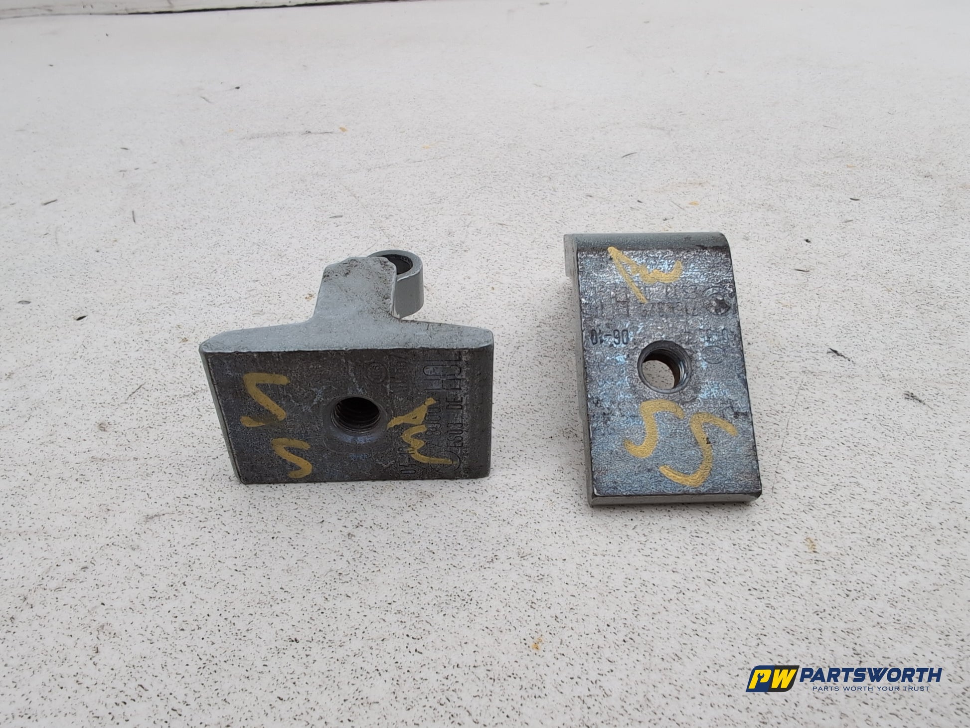 Door Back Hinge 5