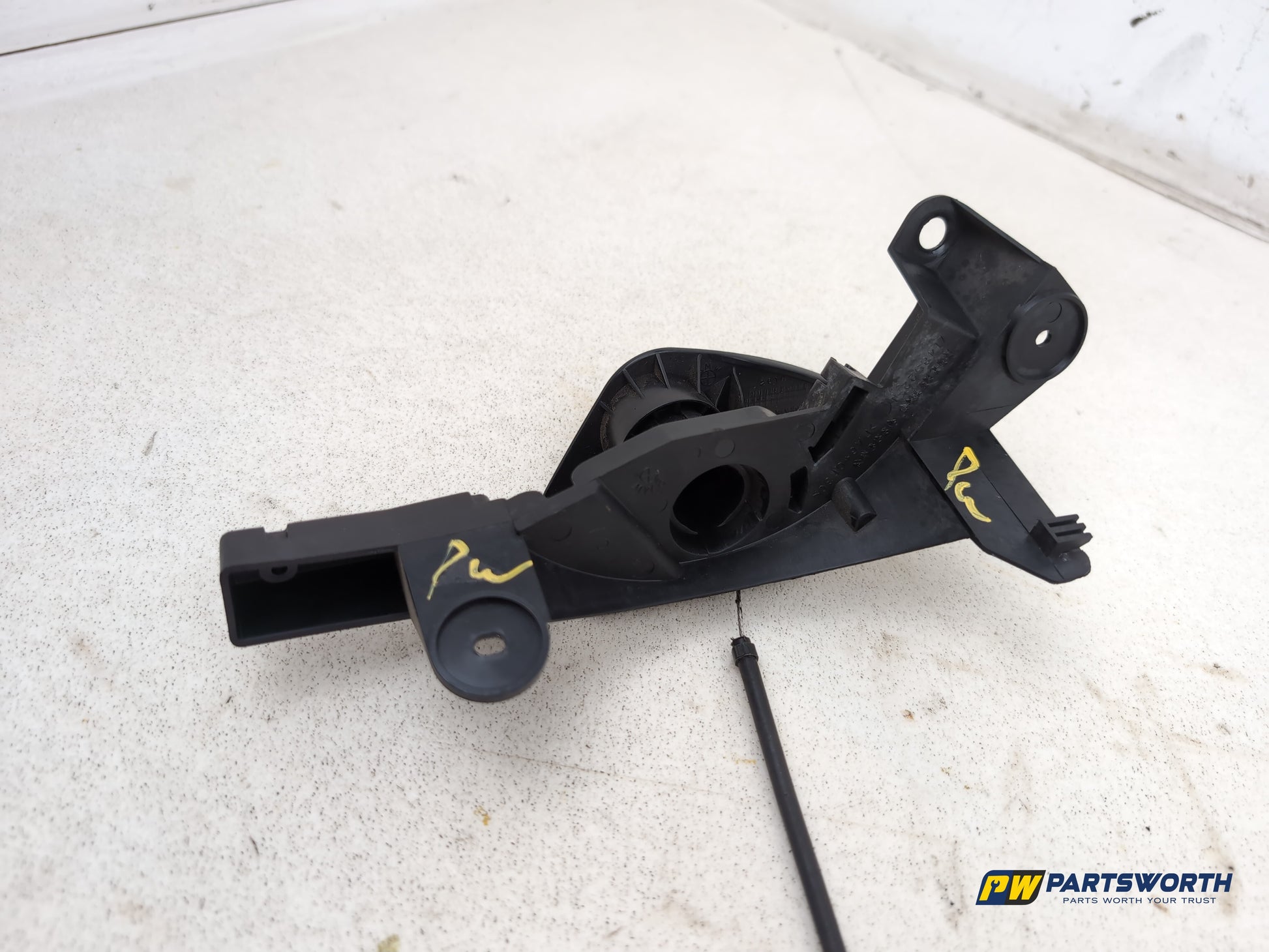 Bonnet Release Handle 1