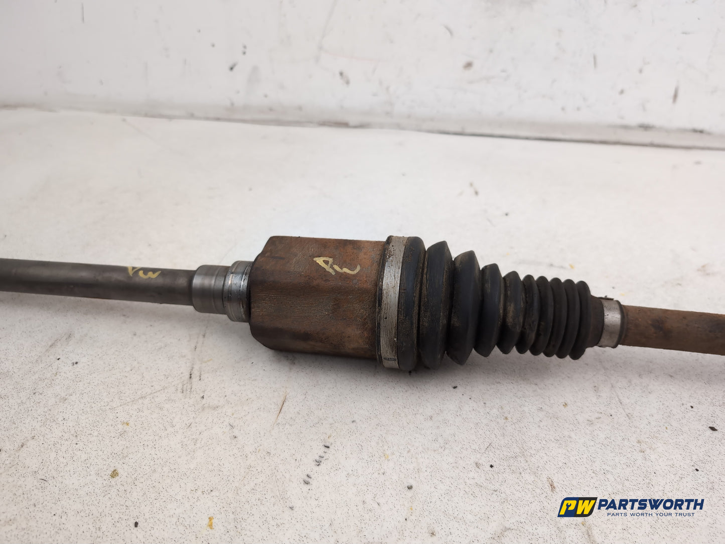 Driveshaft Front RH 5