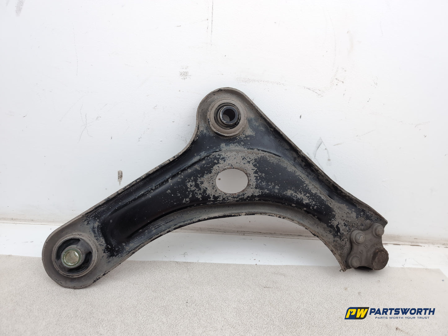 Suspension Arm Front Lower Wishbone LH 5
