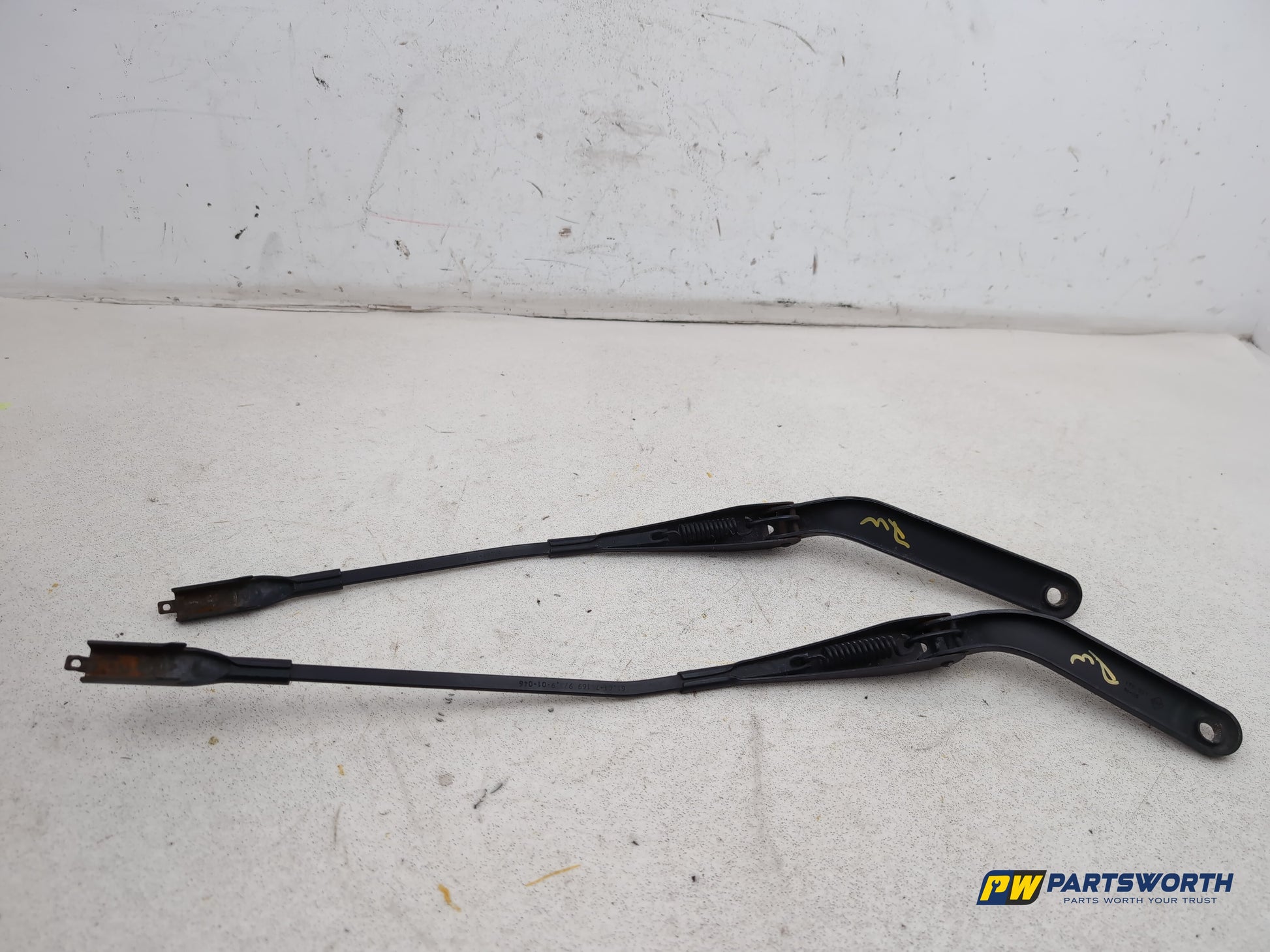 Wiper Front Arm 5
