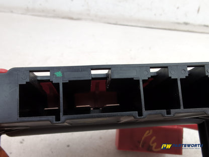 Positive Pole Battery Power Boot Distribution Fuse Box 5