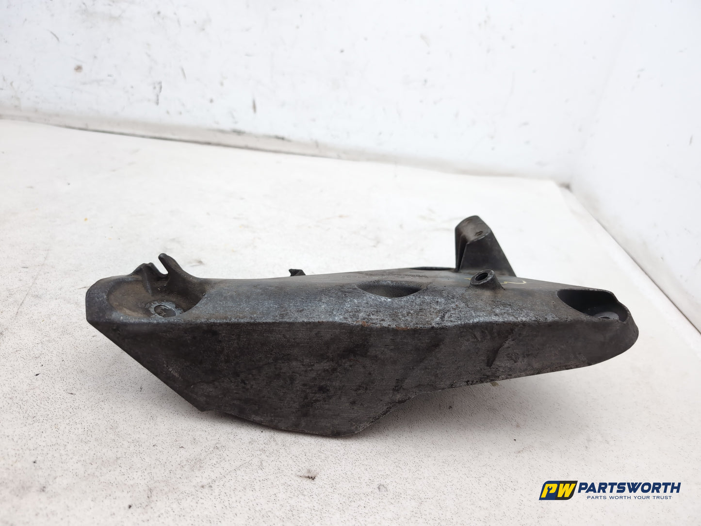 Engine Mounting Bracket 5