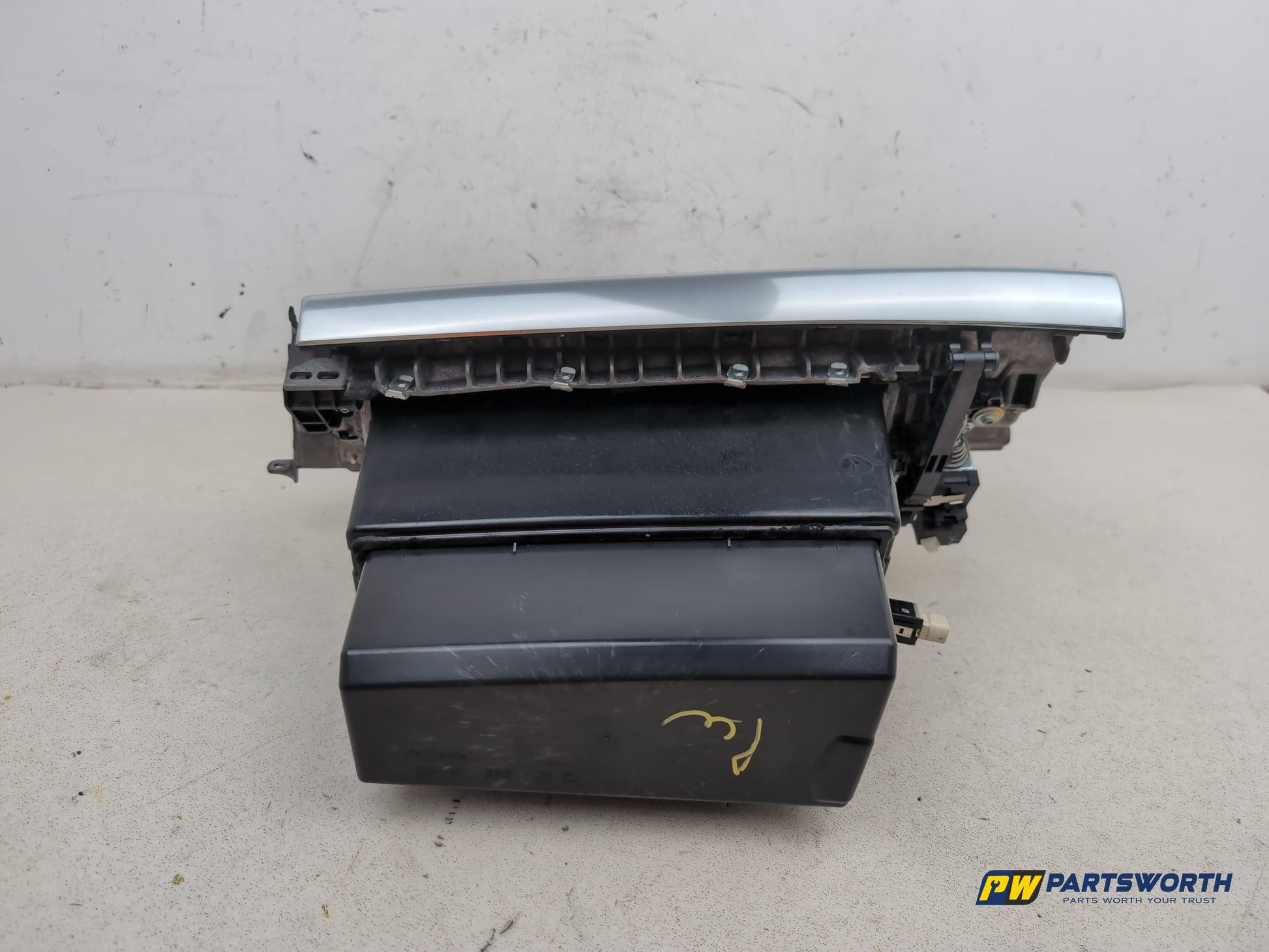 Glove Compartment Assembly 6
