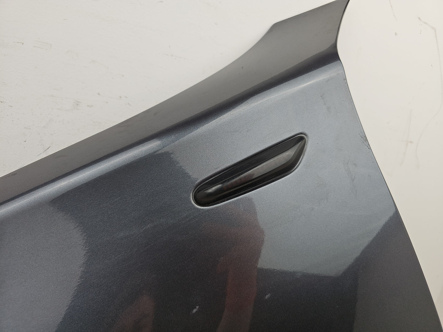 Wing Front LH 5