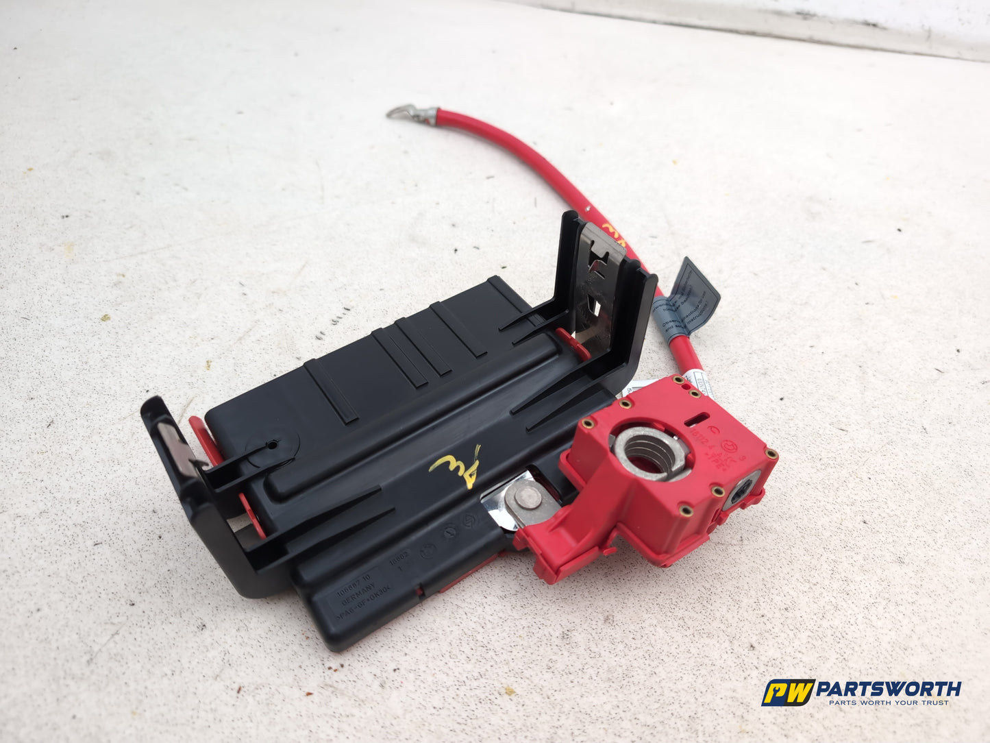 Positive Pole Battery Power Boot Distribution Fuse Box 5