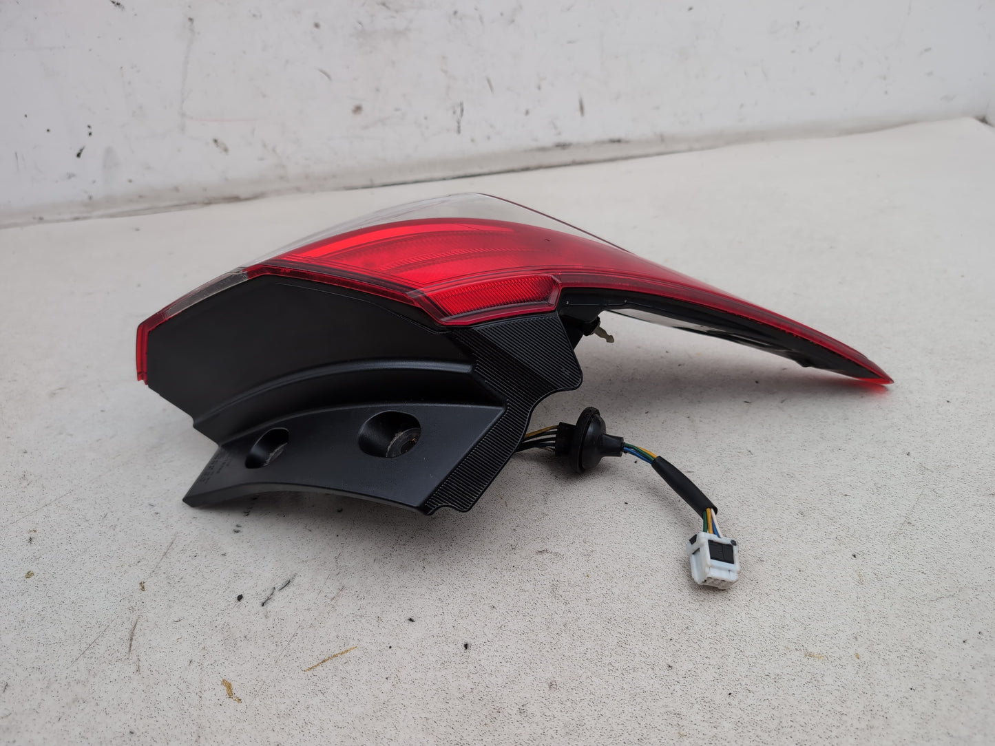 Lamp Assembly Rear LH 5