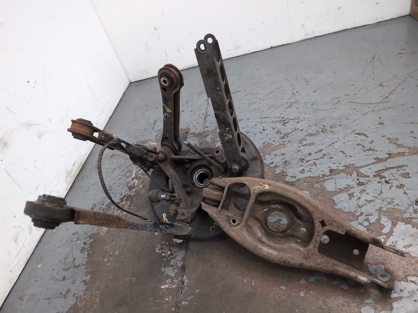 Wheel Hub Rear LH 5
