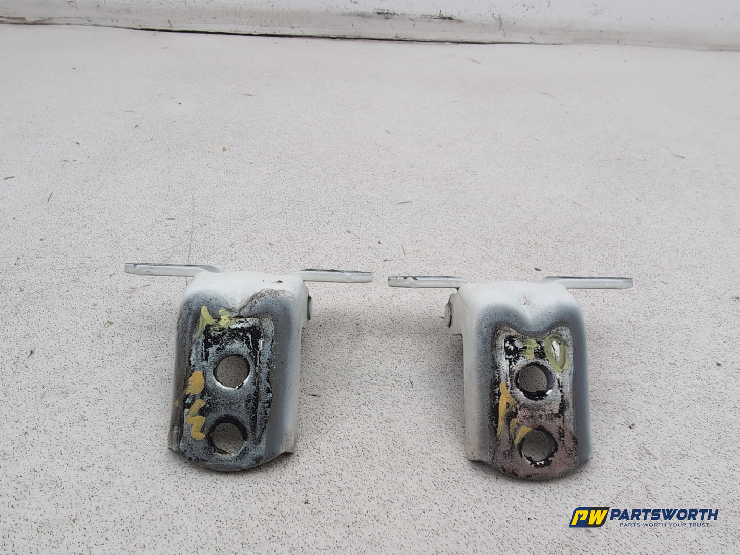 RH Front Door Hinge Pair  5