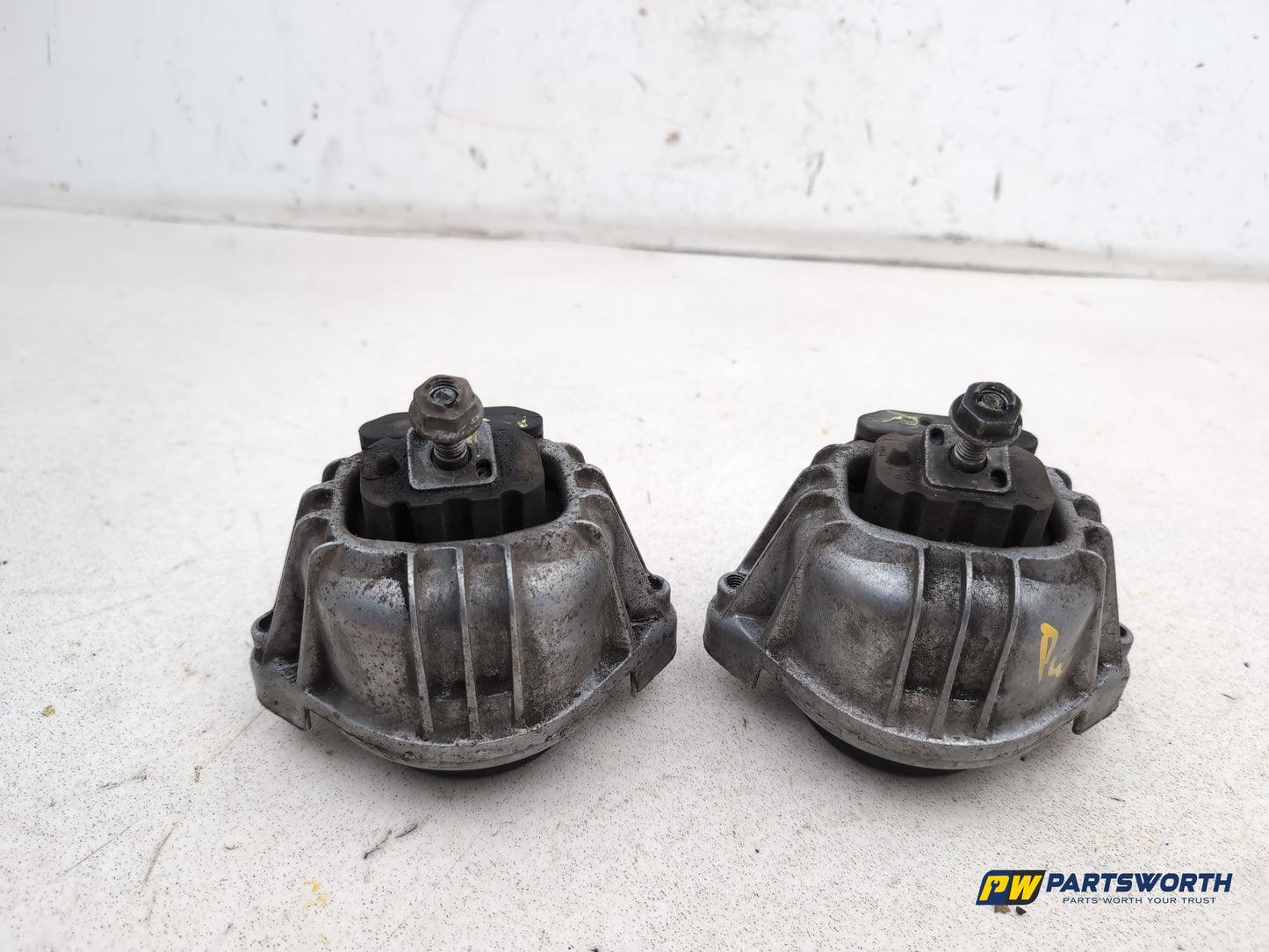 Engine Mounting Bracket 5