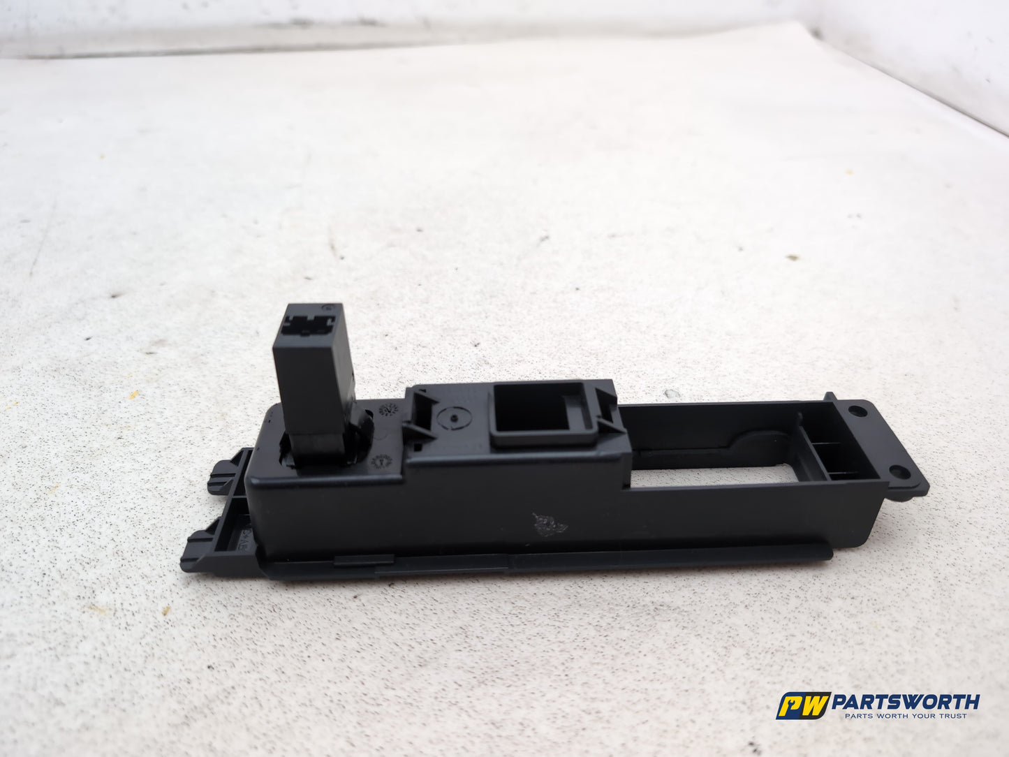 Centre Console Trim  5