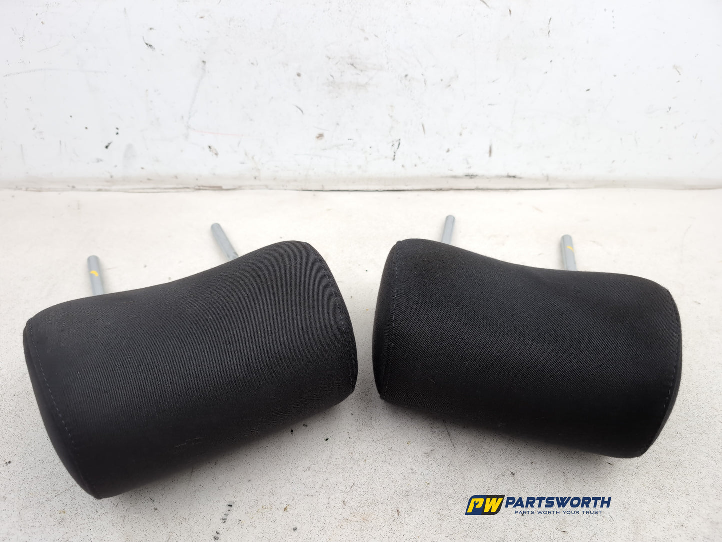 Headrest Front Pair 5
