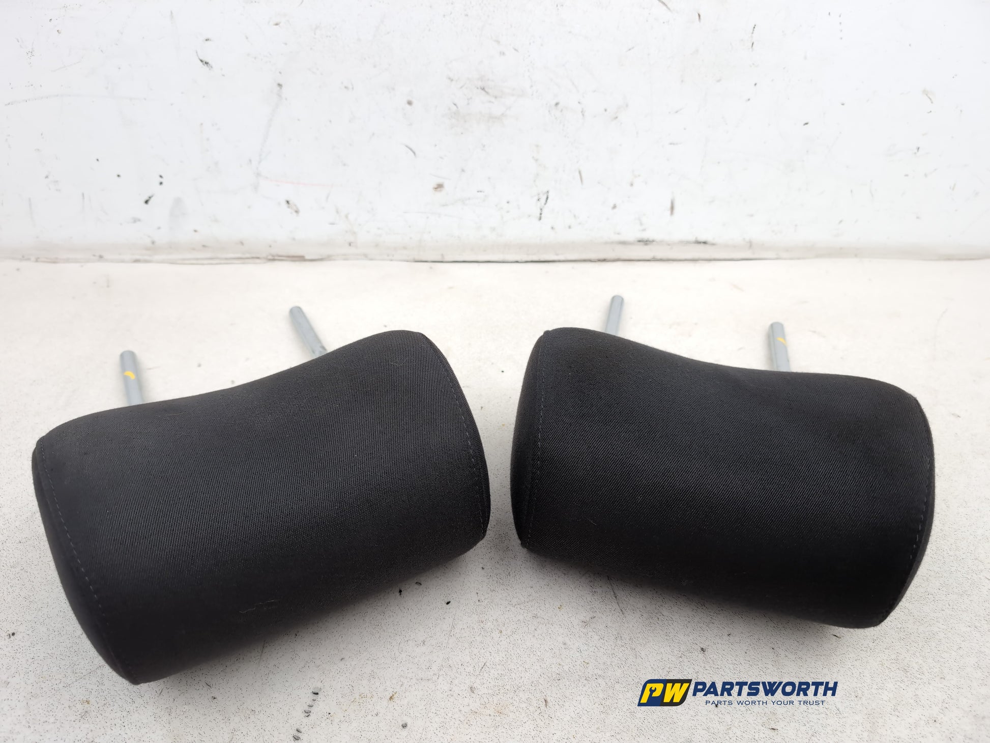 Headrest Front Pair 5