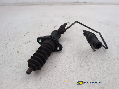 Clutch Slave Cylinder and Pipe  5