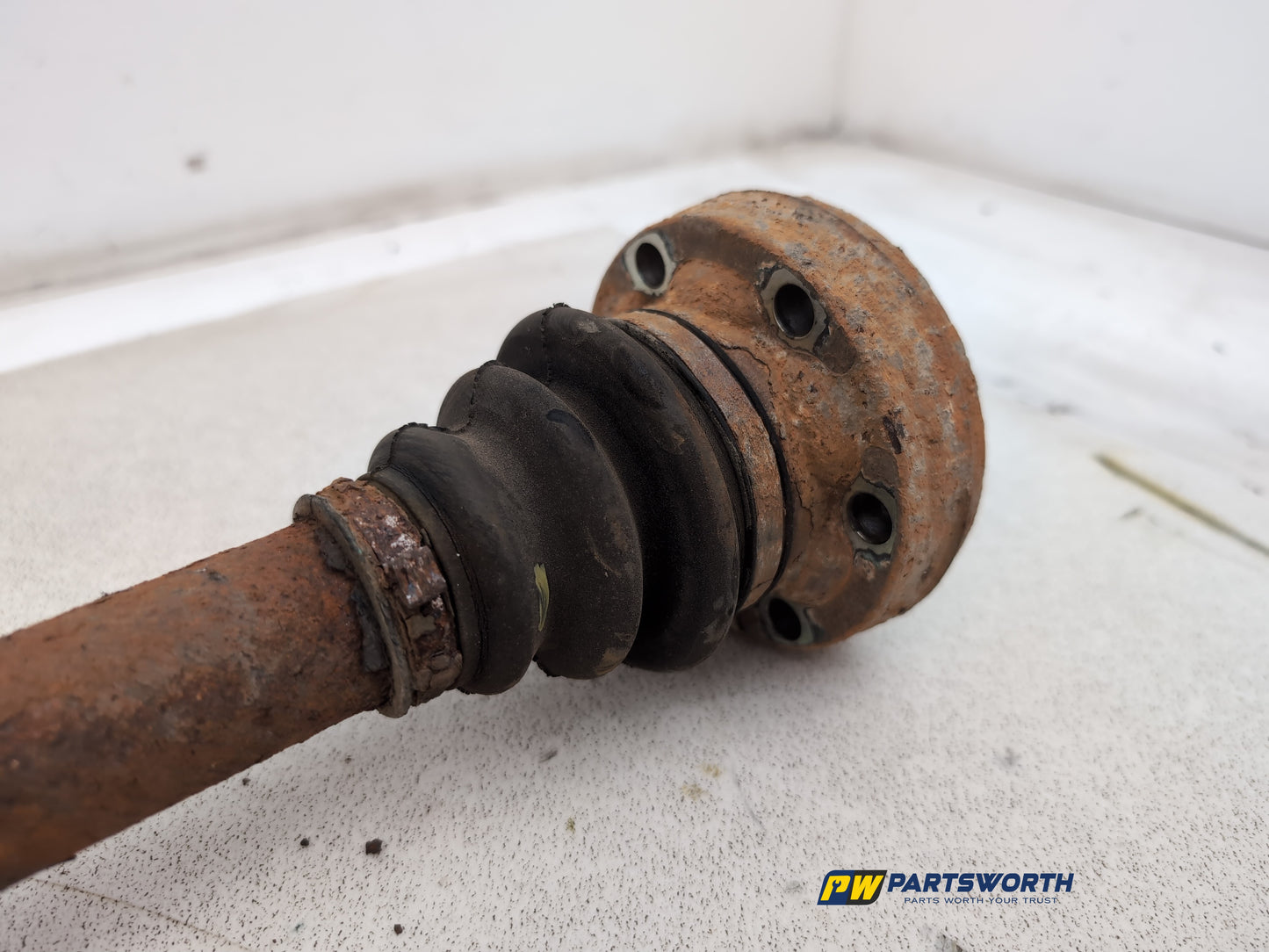 Driveshaft Rear RH 5