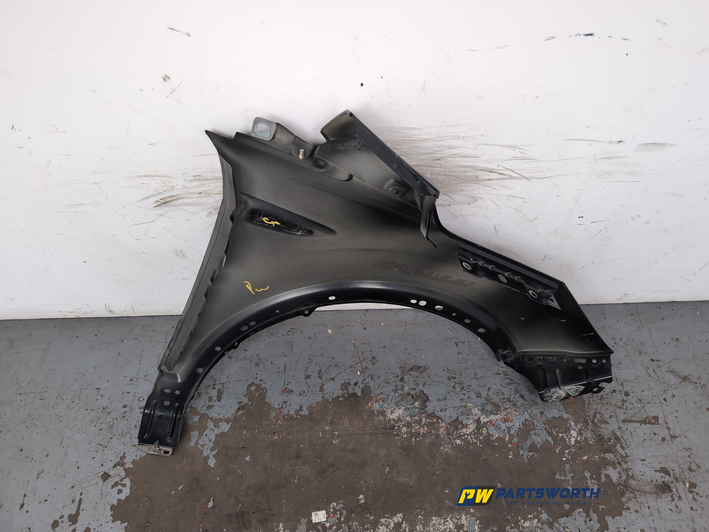 Wing Front LH 5