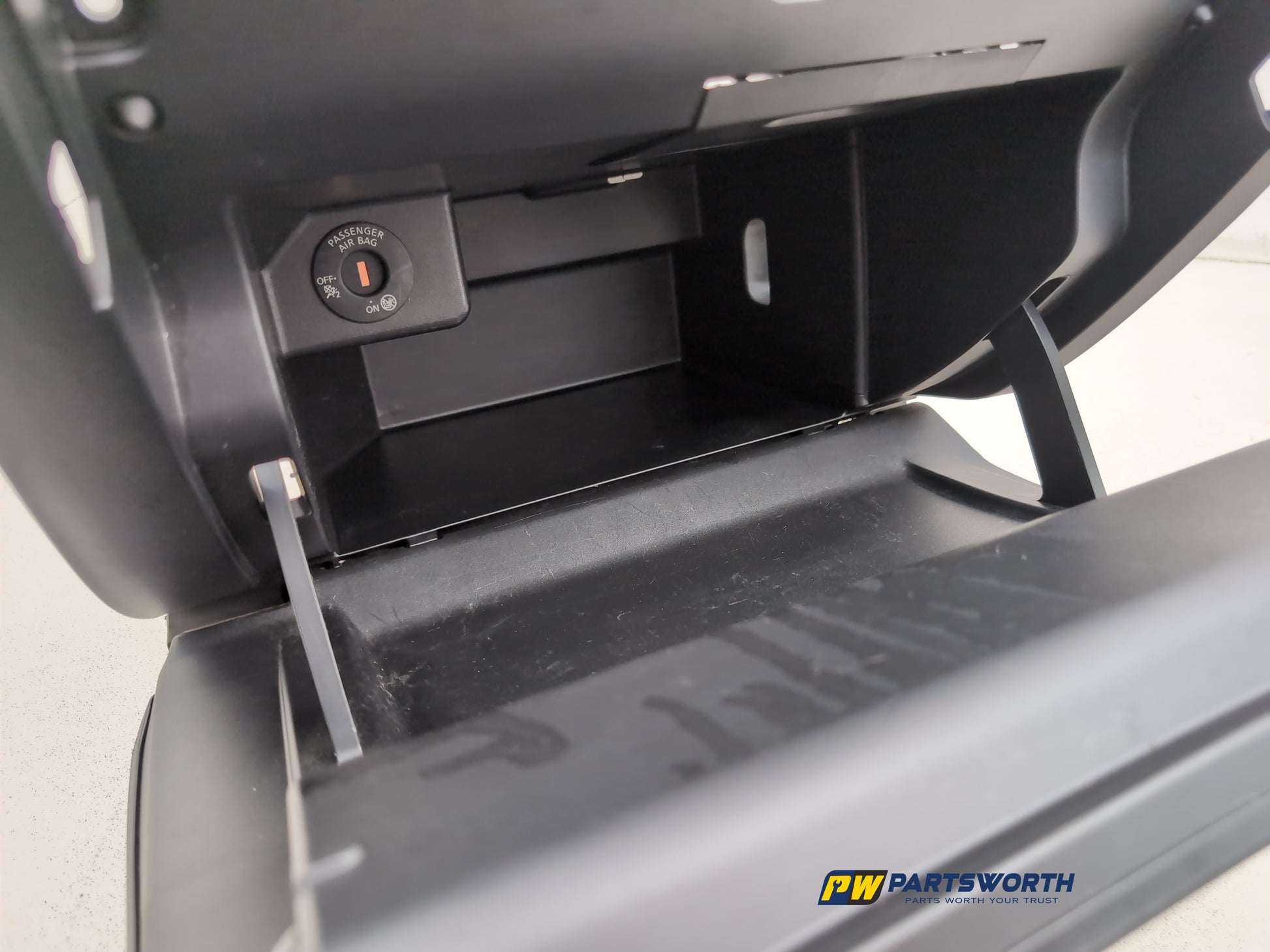 Glove Compartment Assembly 5