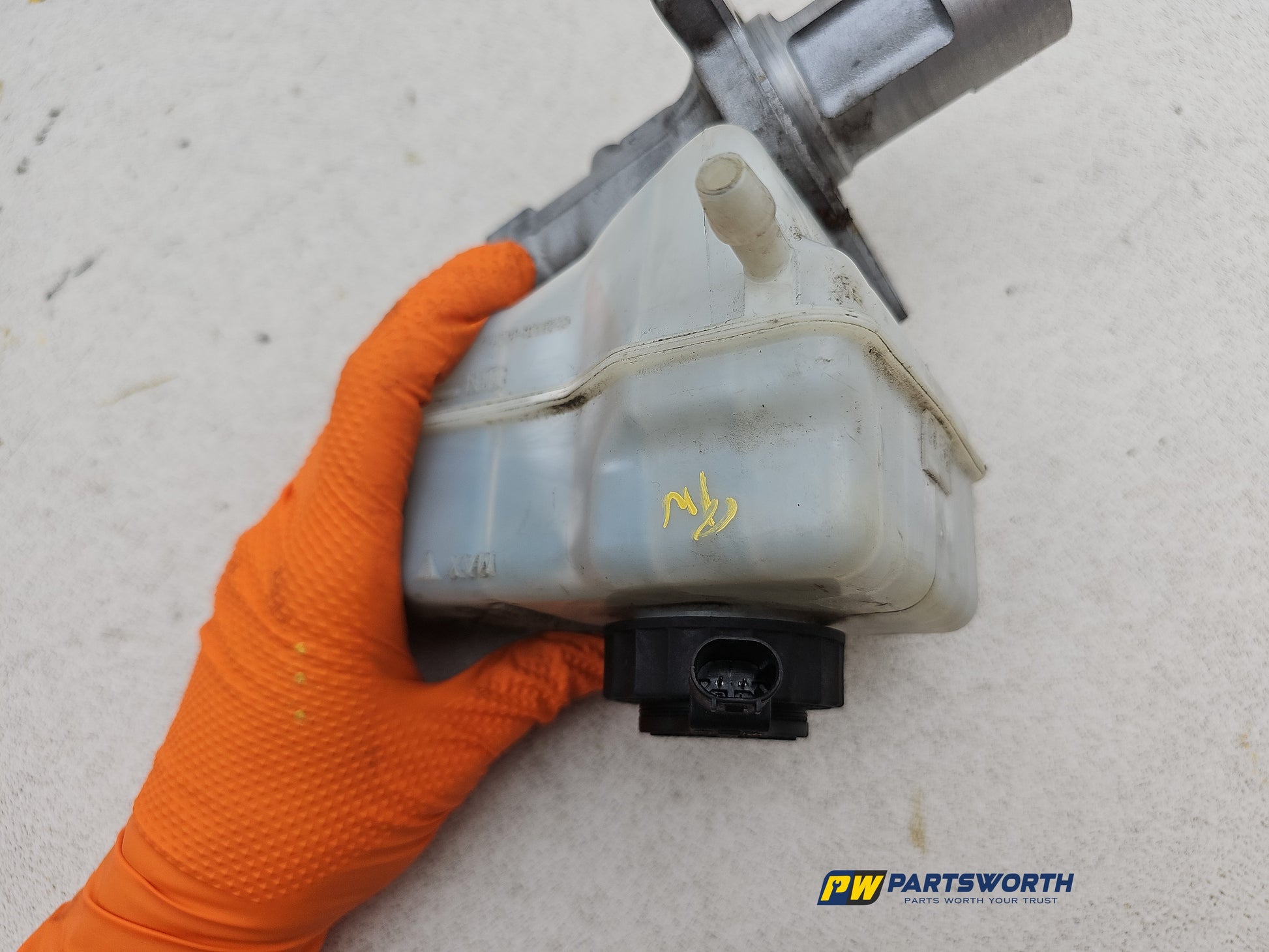 Brake Master Cylinder Assembly 5
