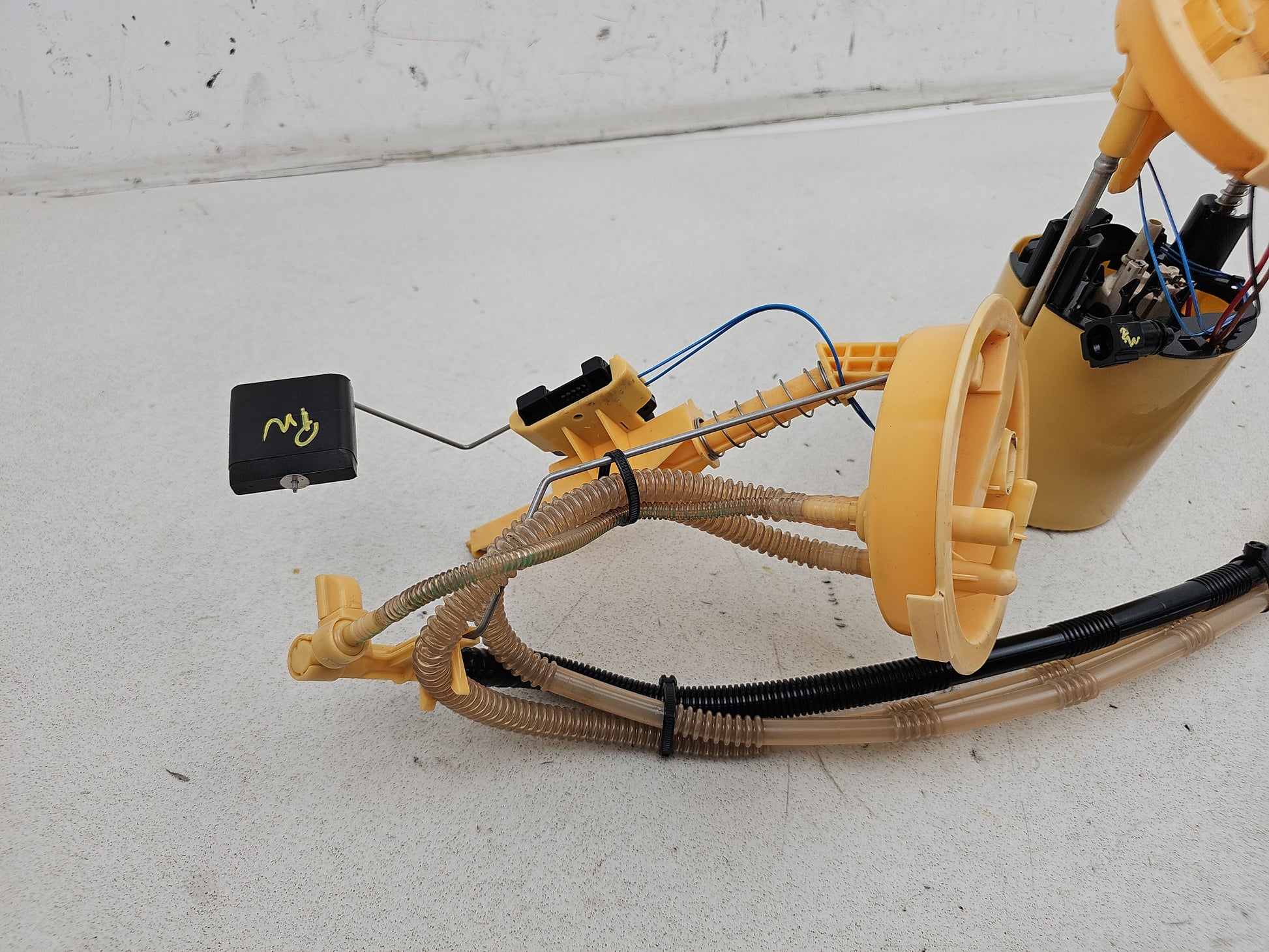 Fuel Tank Sender and Pump Unit 5