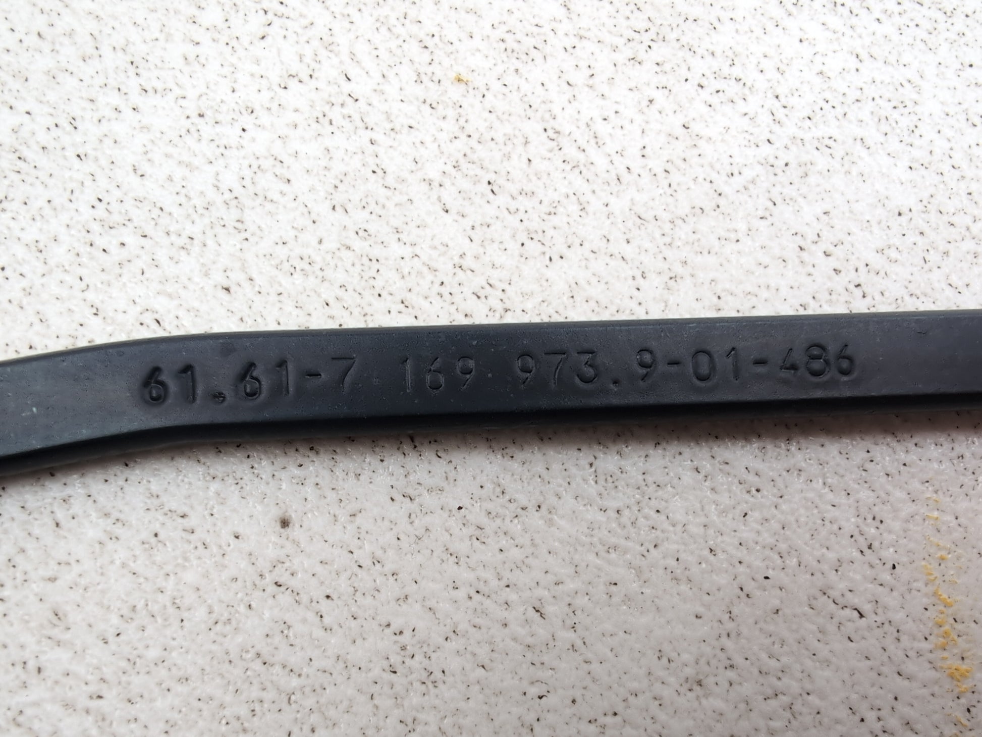 Wiper Front Arm 5