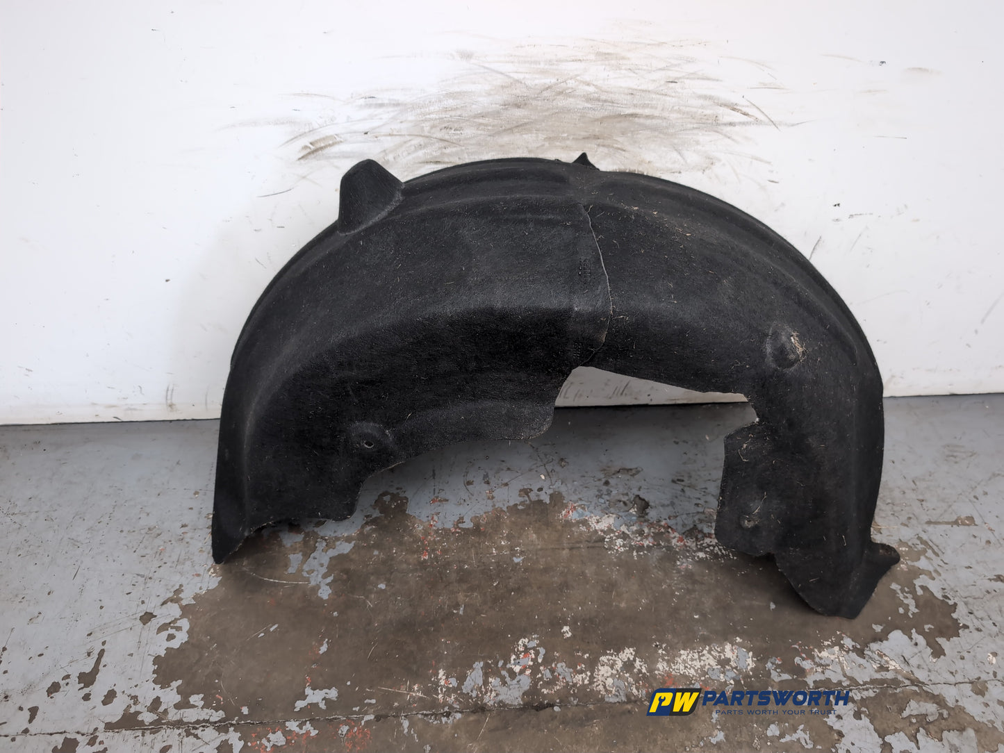 Moulding Wheel Arch Rear RH 5