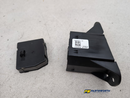 Positive Pole Battery Power Boot Distribution Fuse Box 5