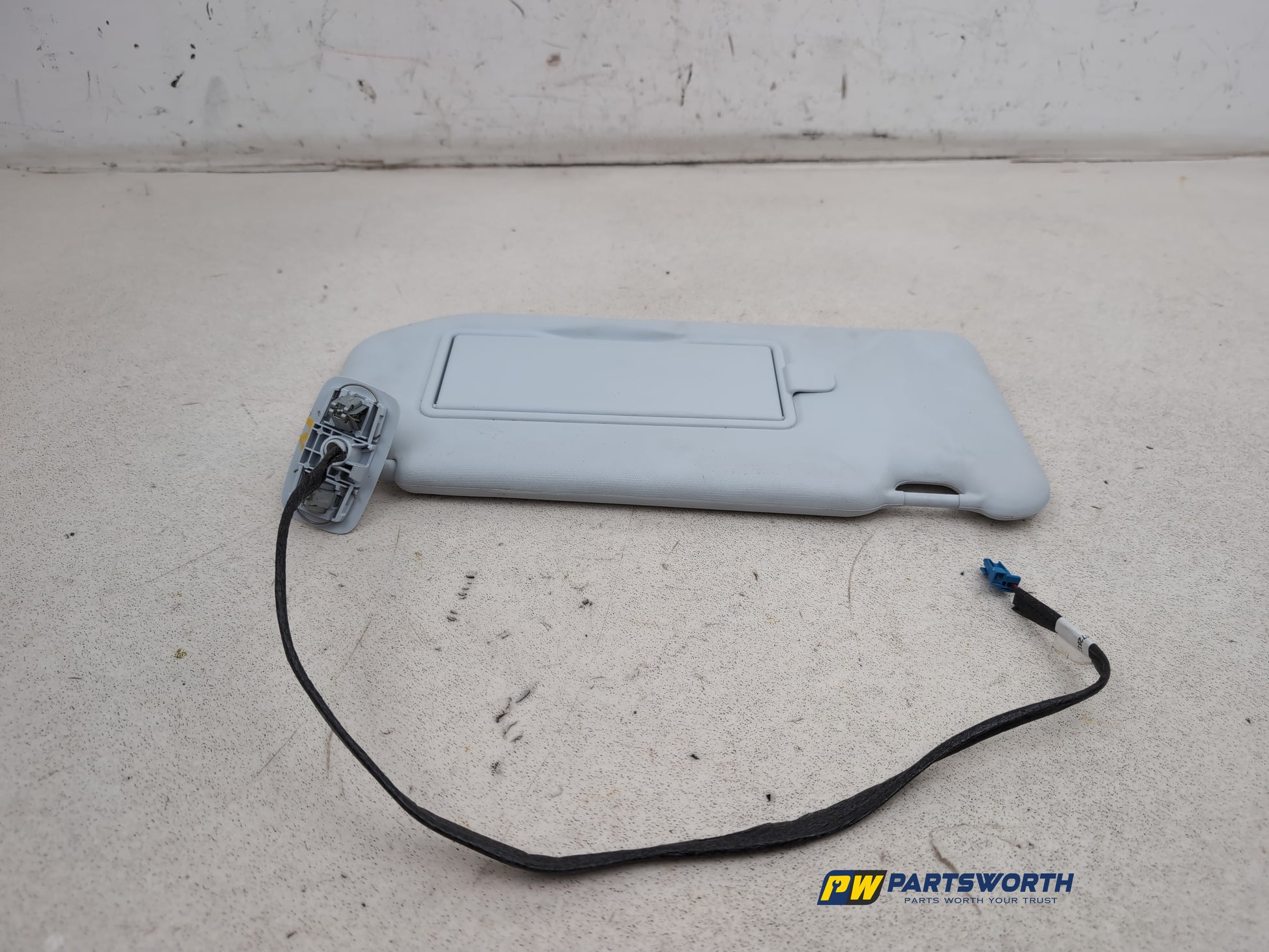 Sun Visor RH 5