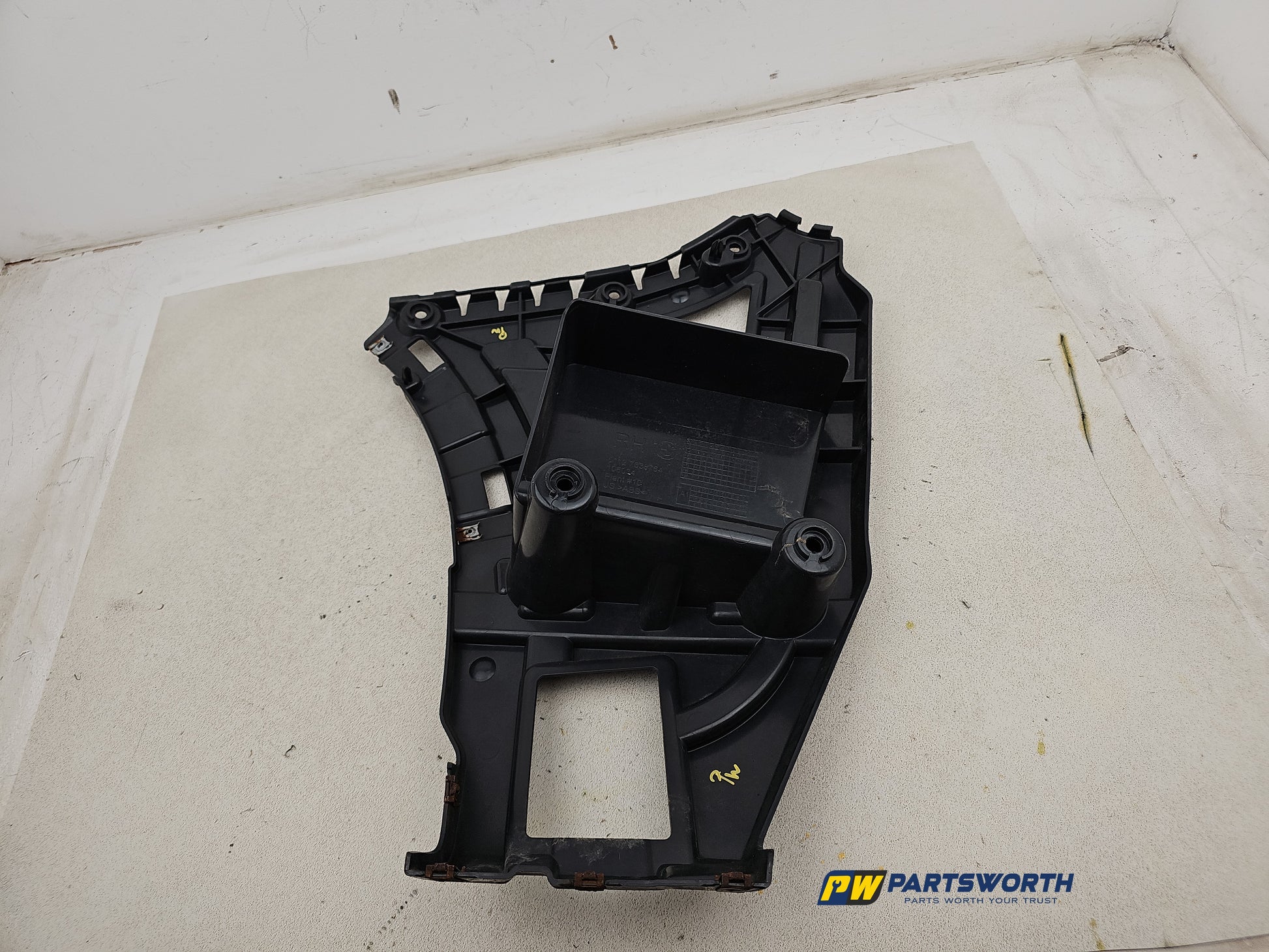 Bumper Rear Bracket RH 5