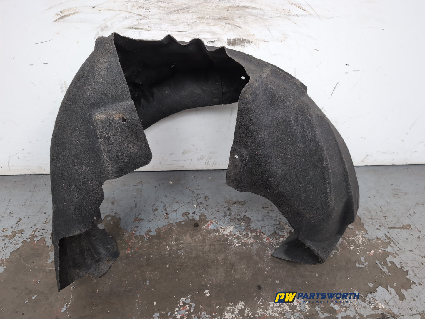 Moulding Wheel Arch Rear RH 5