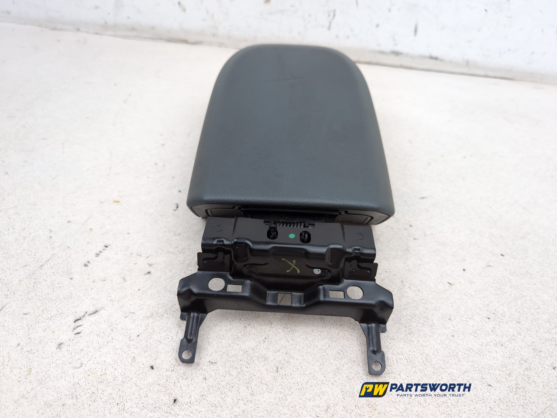 Centre Console Armrest 5