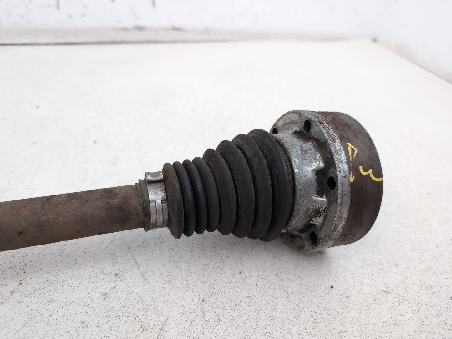 Driveshaft Front LH 5