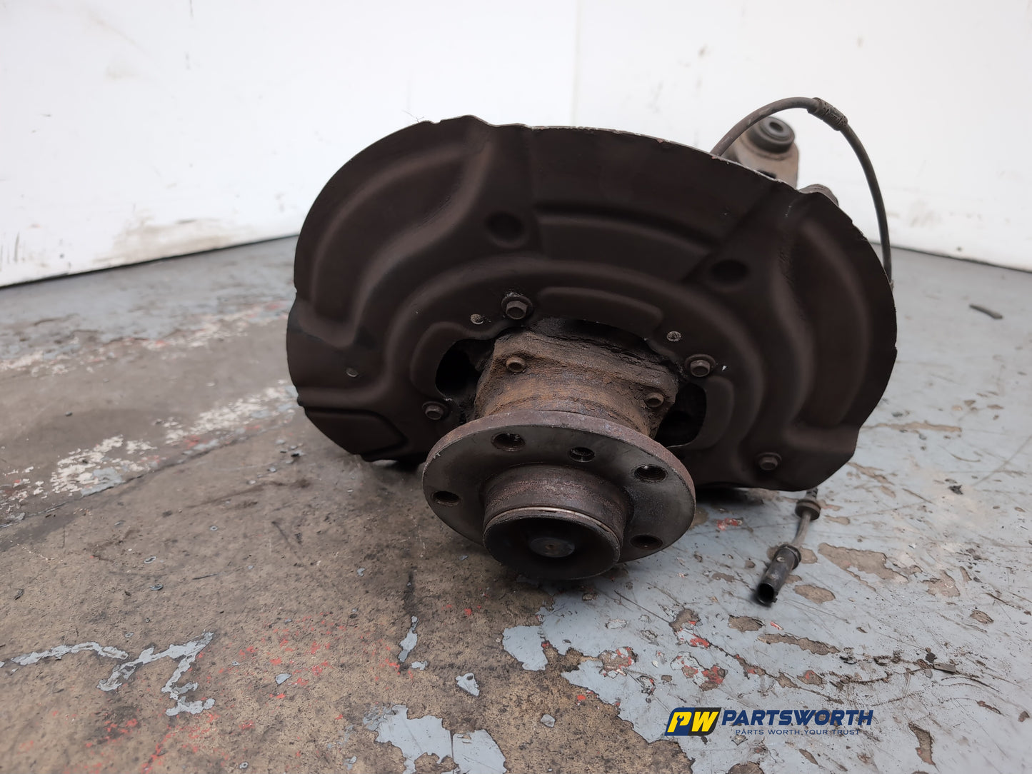 Wheel Hub Rear RH 5